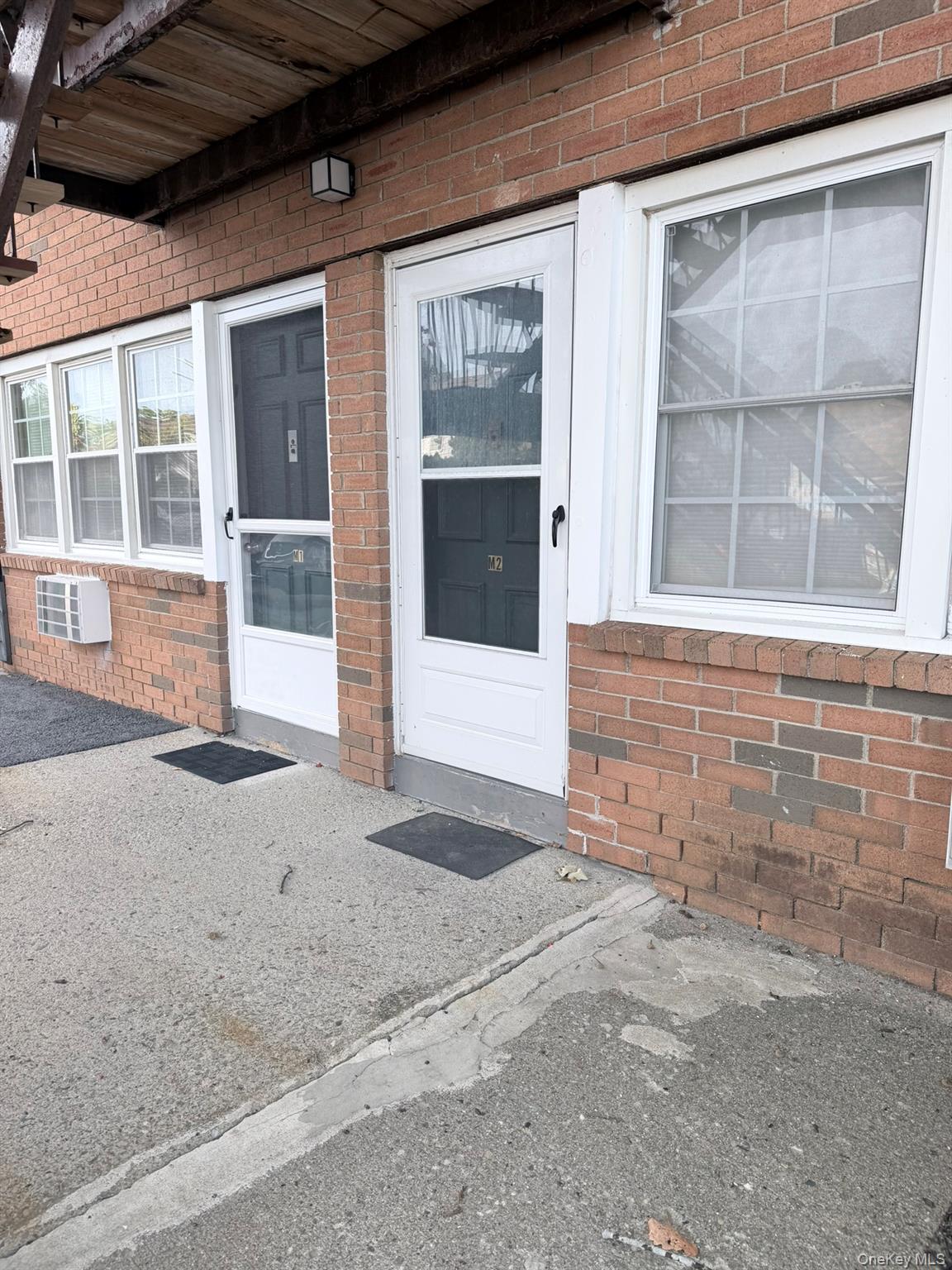 274 Hooker Avenue, Unit M2 photo 18