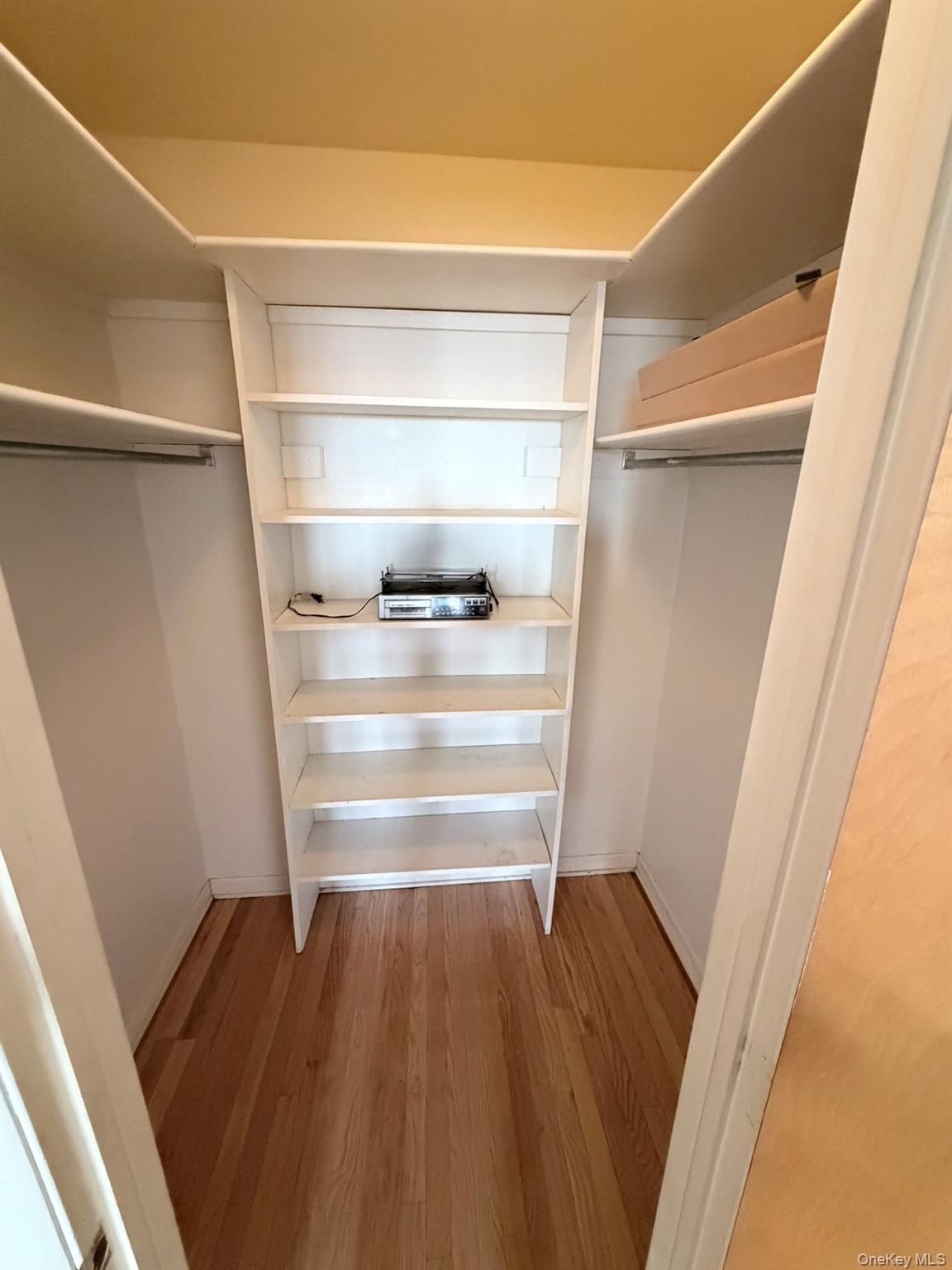 274 Hooker Avenue, Unit M2 photo 9