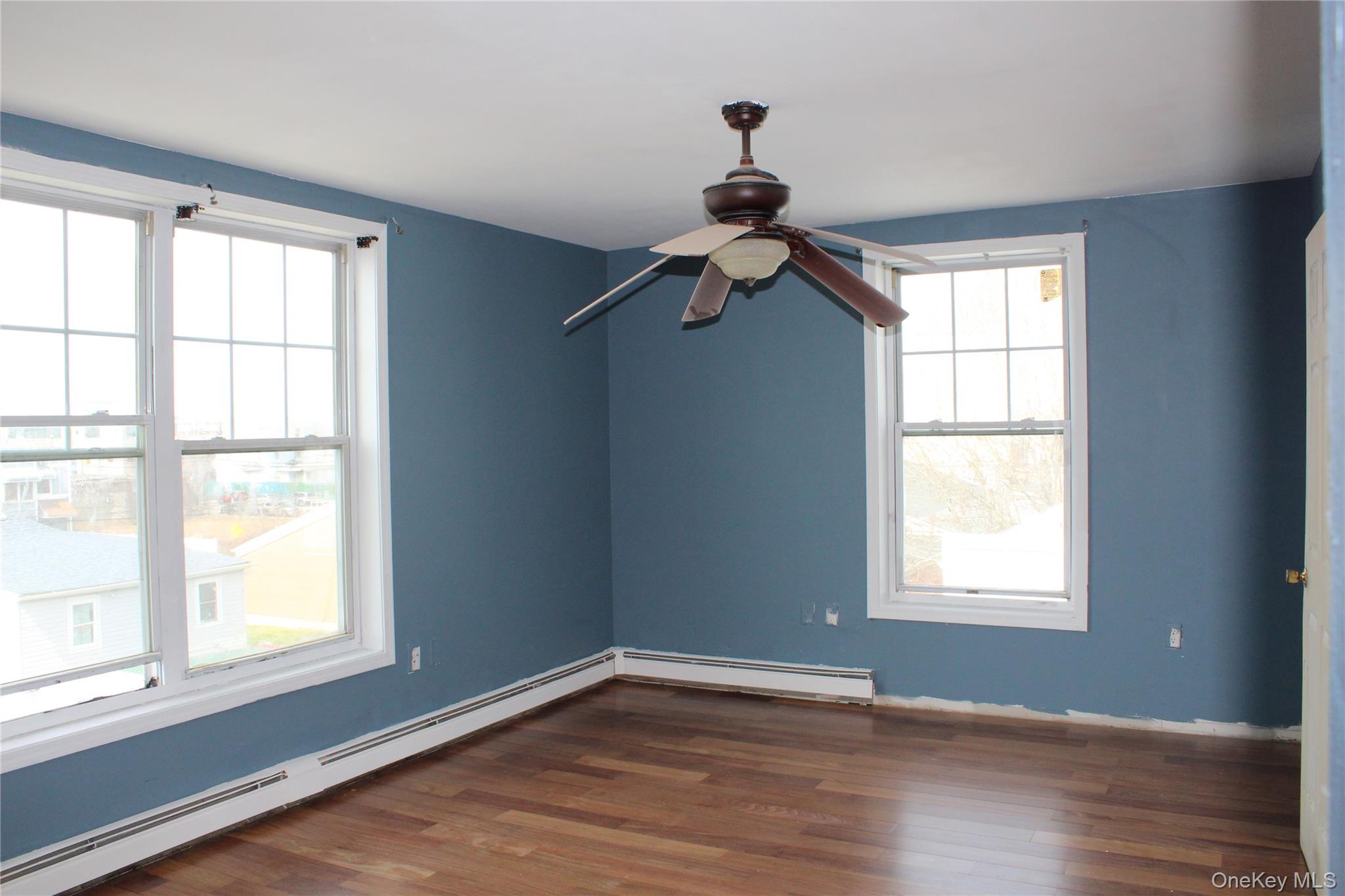 337 Beach 42nd Street – For Rent photo 8