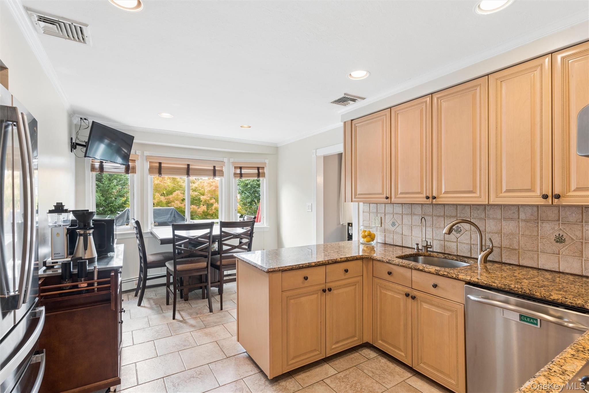 1650 James Street – For Sale photo 17