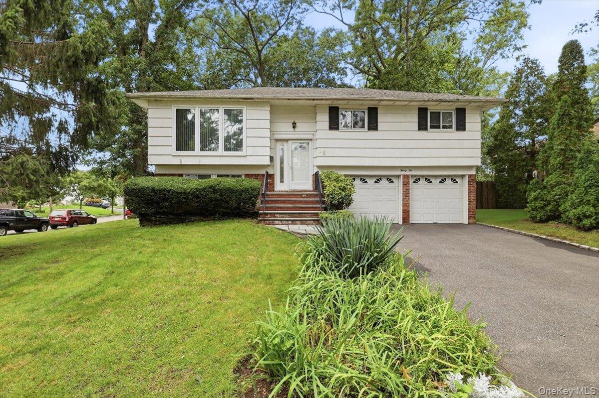 22 Cedar Street – For Sale