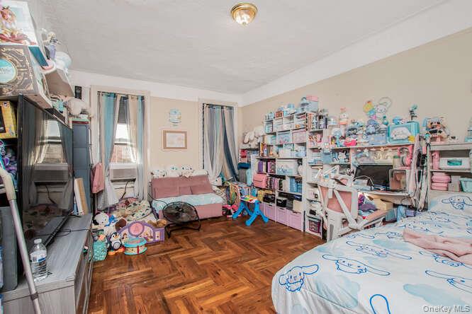 3230 Cruger Avenue, Unit 4E photo 11