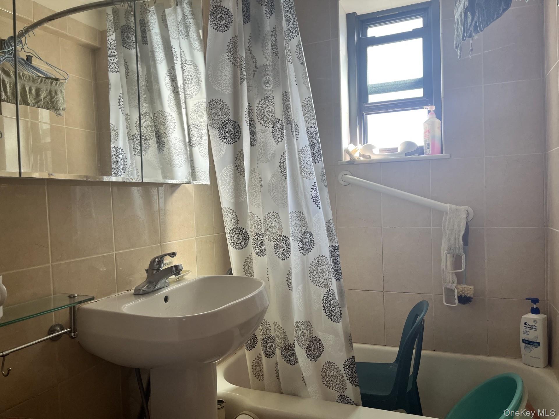 213-02 73rd Avenue, Unit 4D photo 8