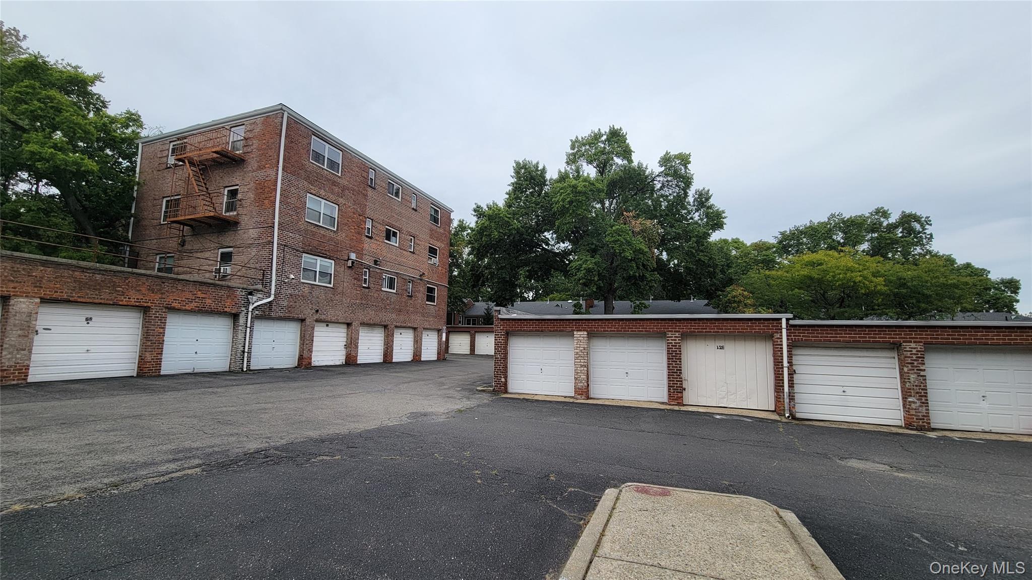 111-05 66 Avenue, Unit 1B photo 22