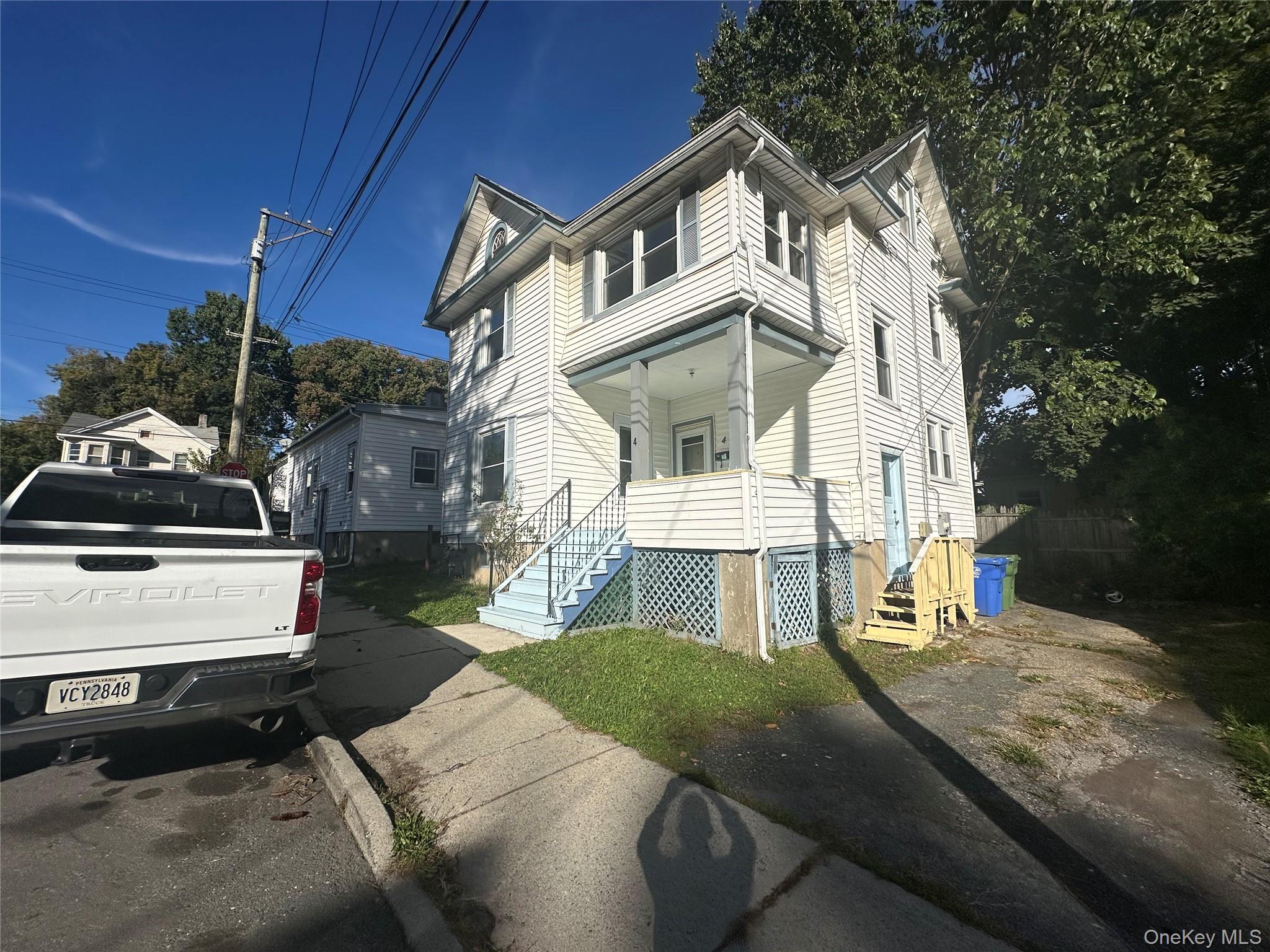 4 Harding Street – For Sale photo 2