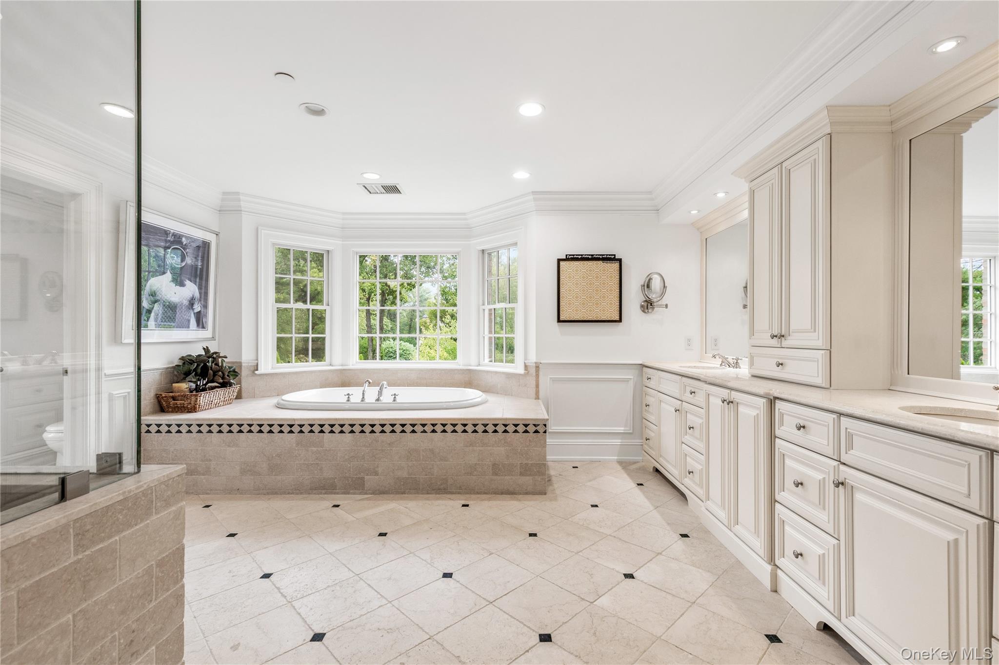 599 West Street – For Sale photo 15