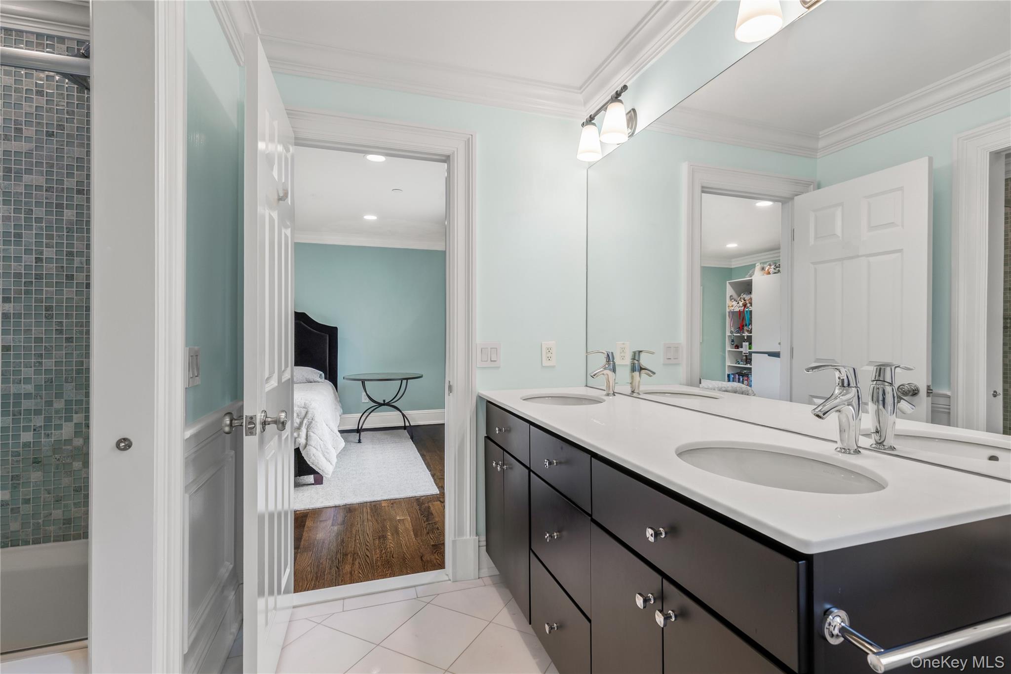 599 West Street – For Sale photo 17