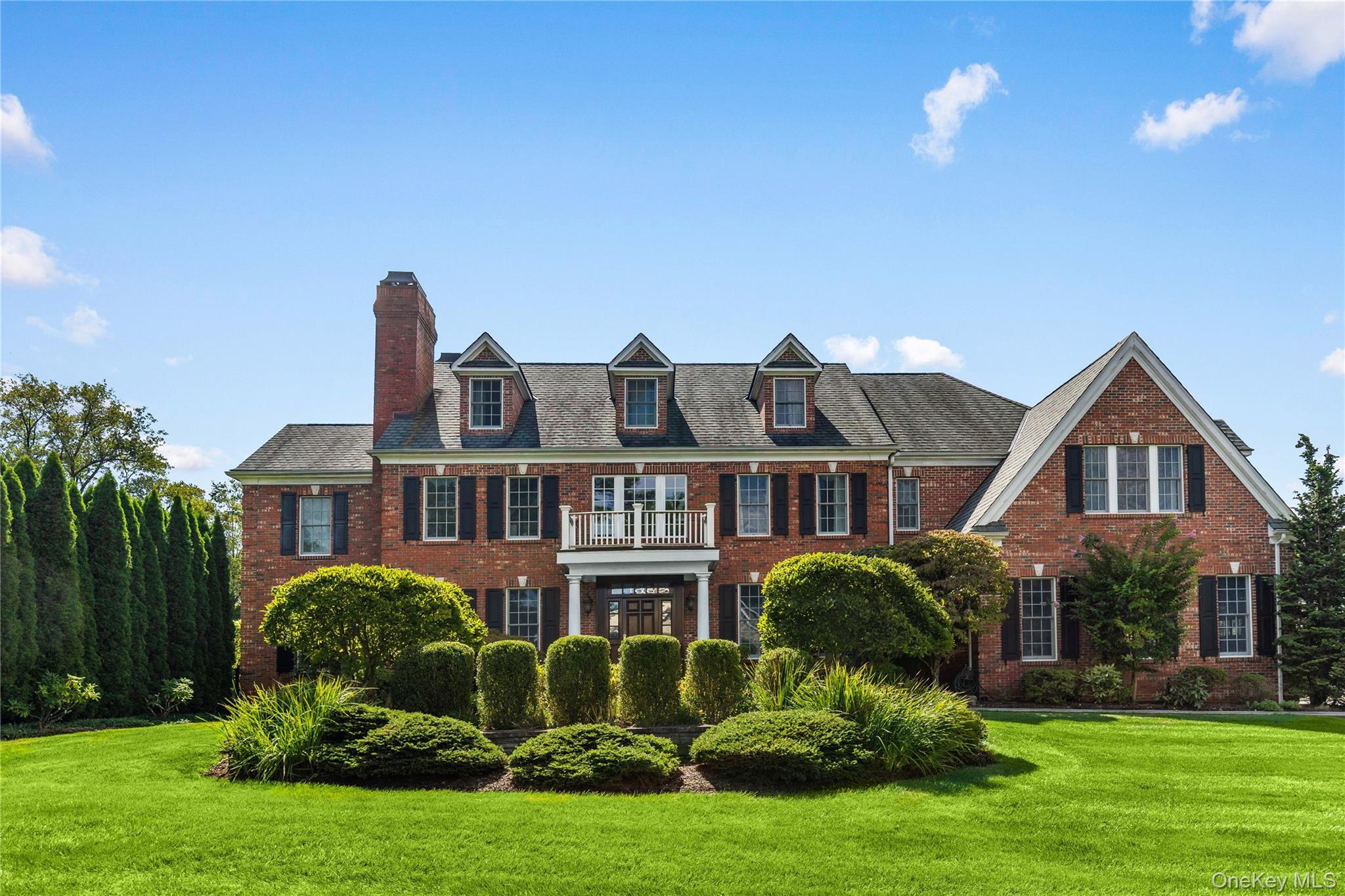599 West Street – For Sale