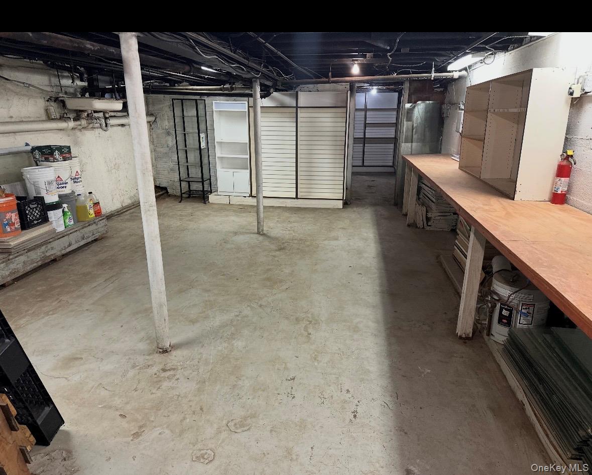 25332 E Northern Boulevard N, Unit 25334 photo 5
