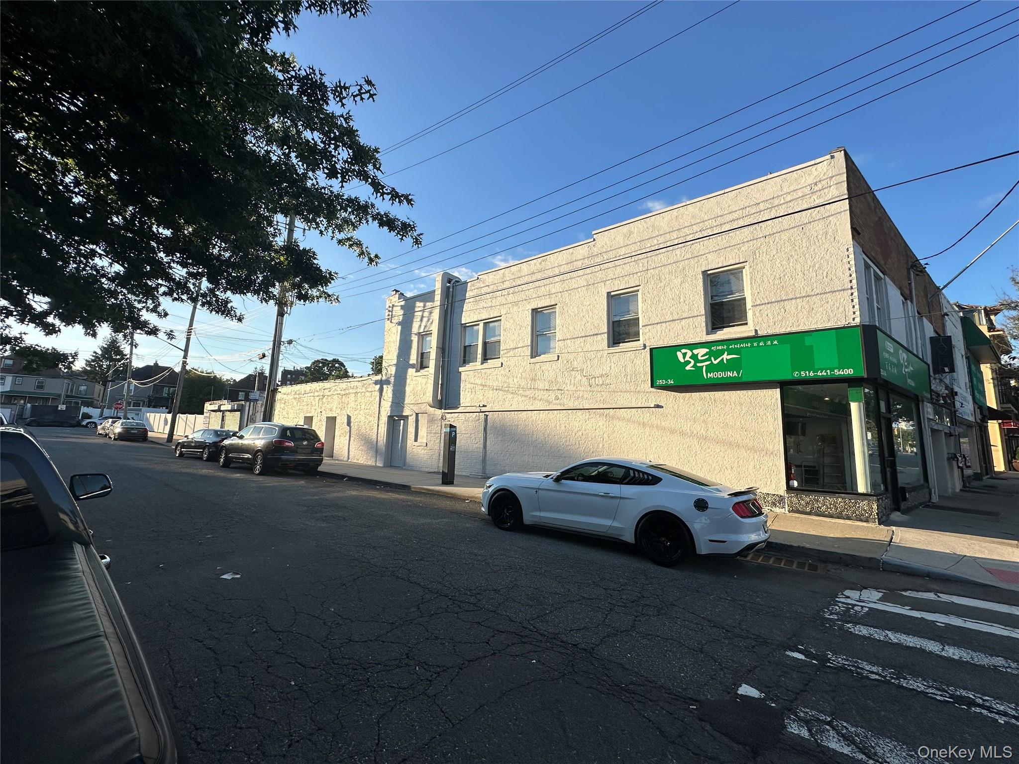 25332 E Northern Boulevard N, Unit 25334 photo 7