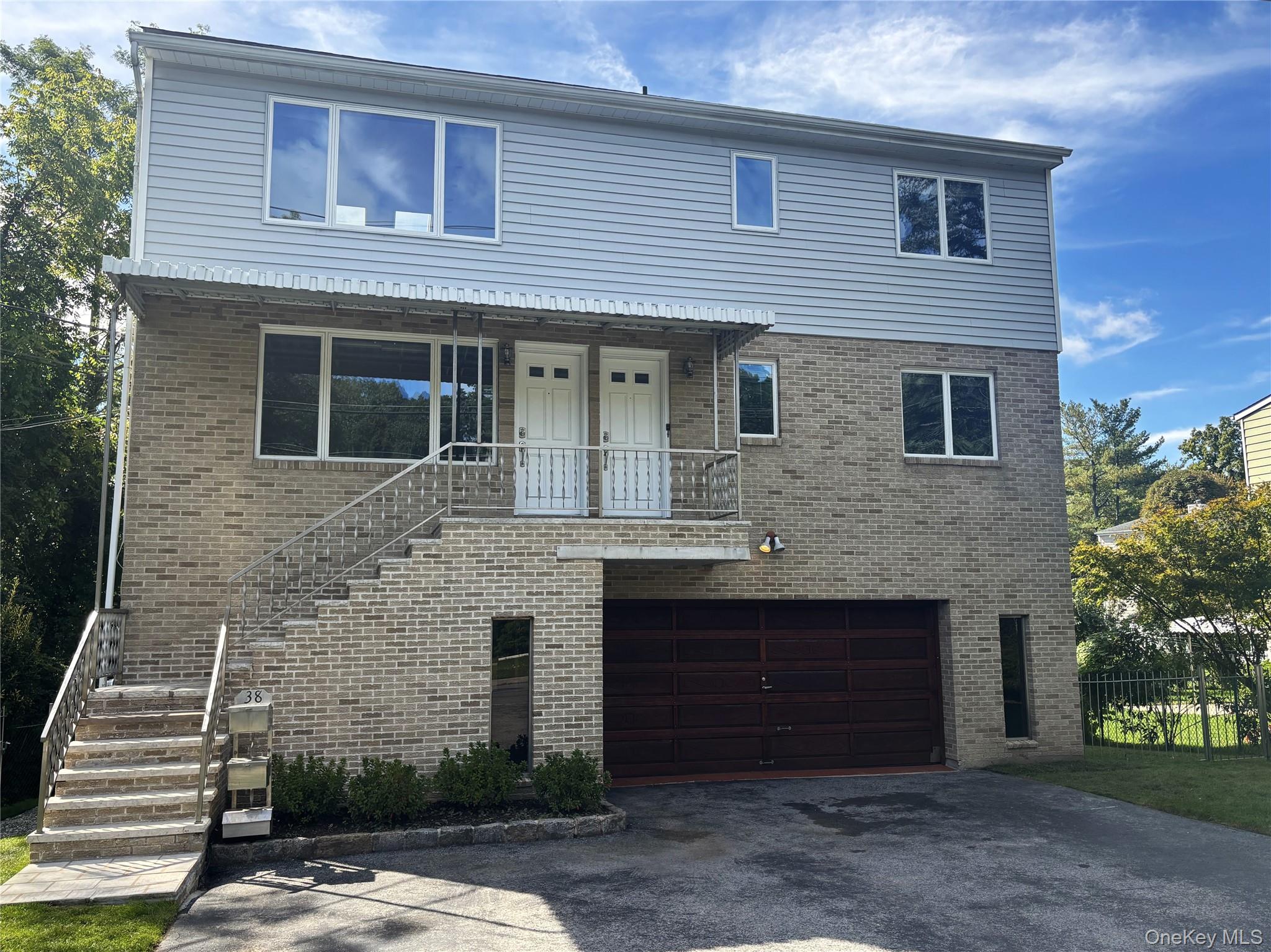 38 Wall Street – For Sale photo 2