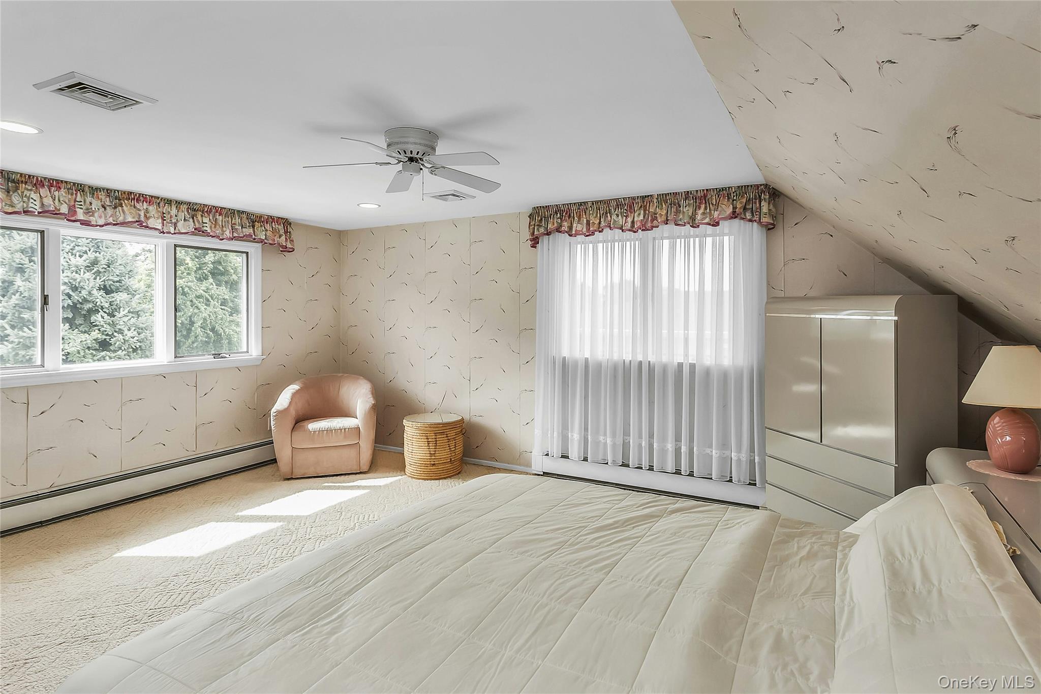 472 Chelsea Avenue – For Sale photo 16