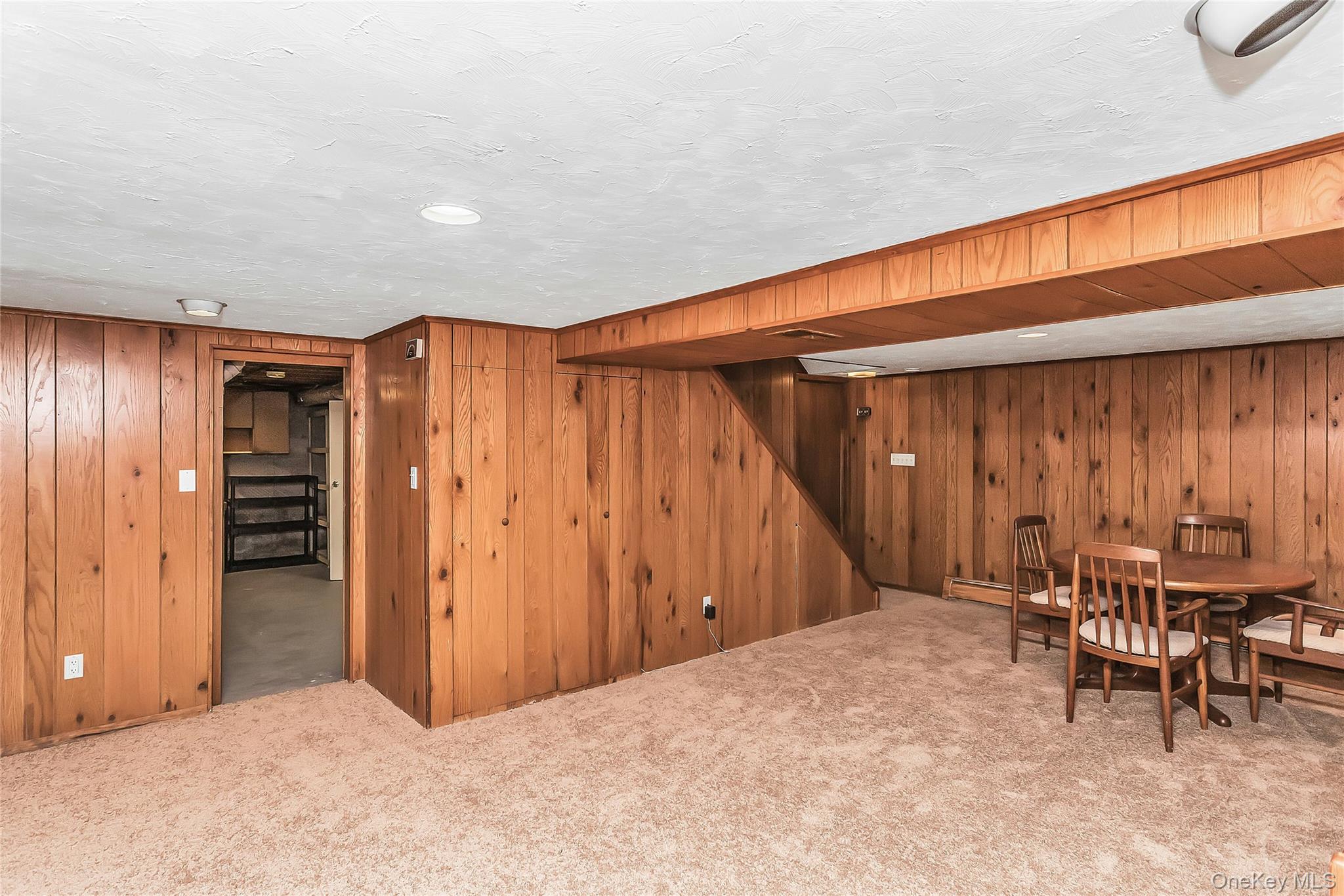 472 Chelsea Avenue – For Sale photo 20