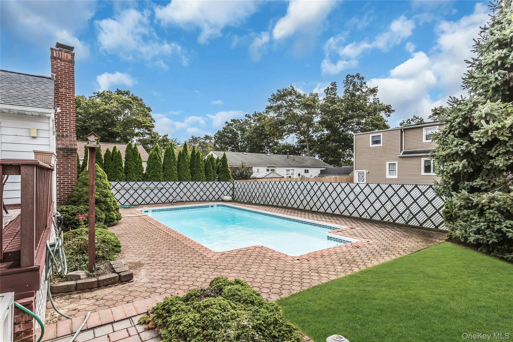 472 Chelsea Avenue – For Sale photo 26