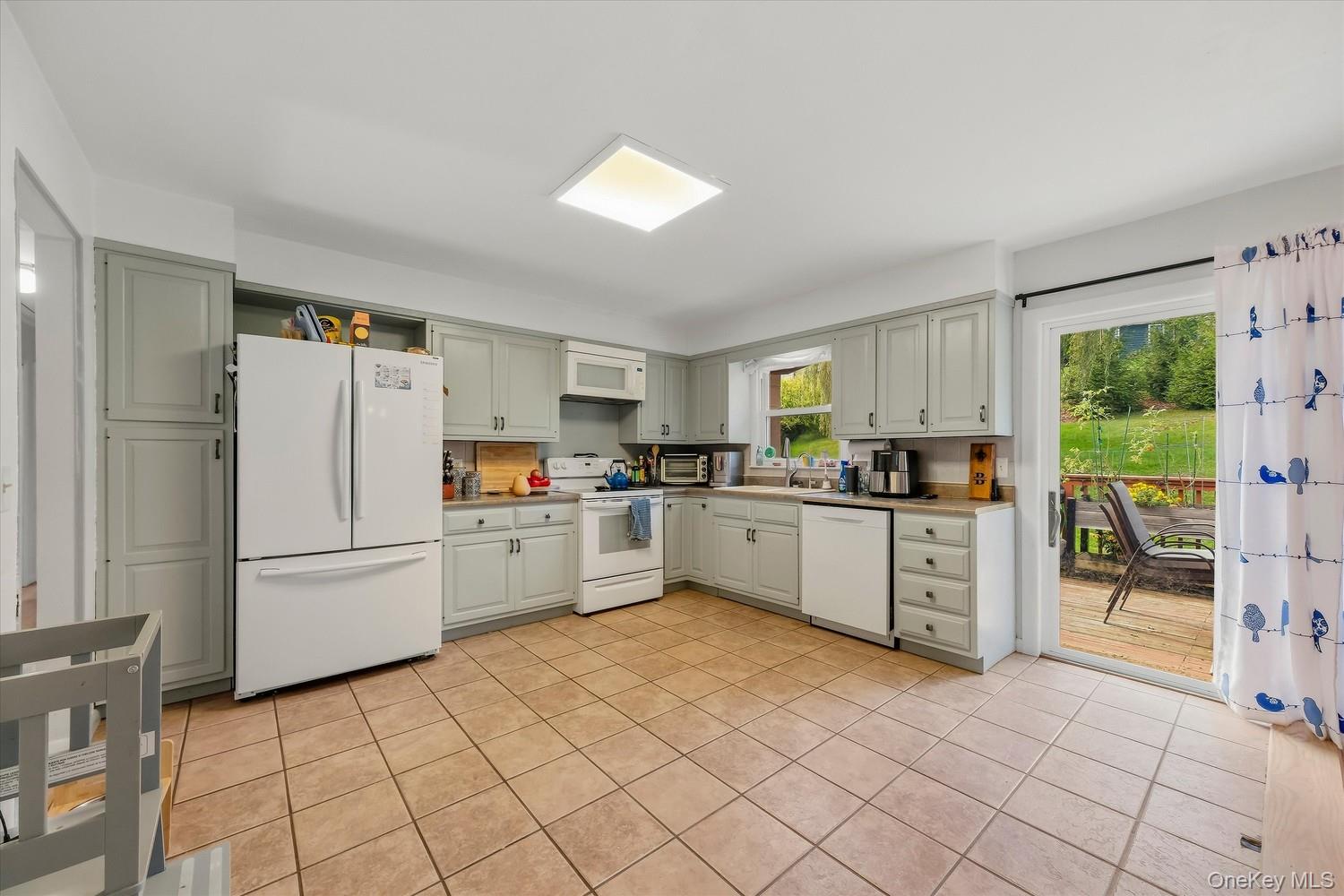 5 Bird Lane – For Sale photo 17