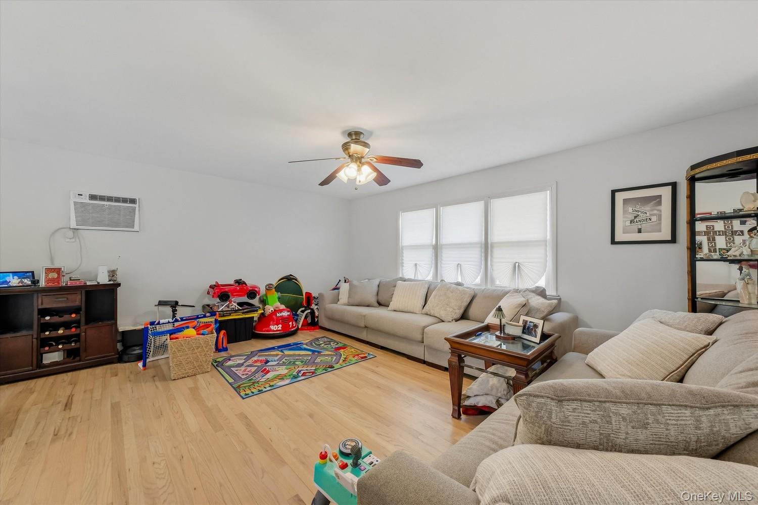 5 Bird Lane – For Sale photo 10