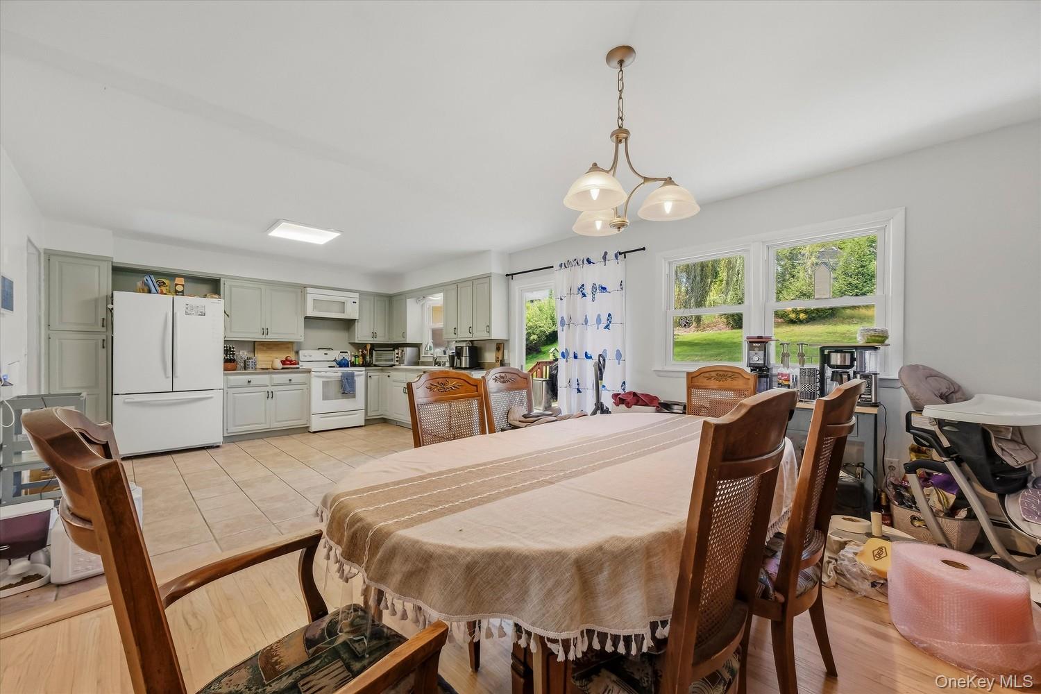5 Bird Lane – For Sale photo 13