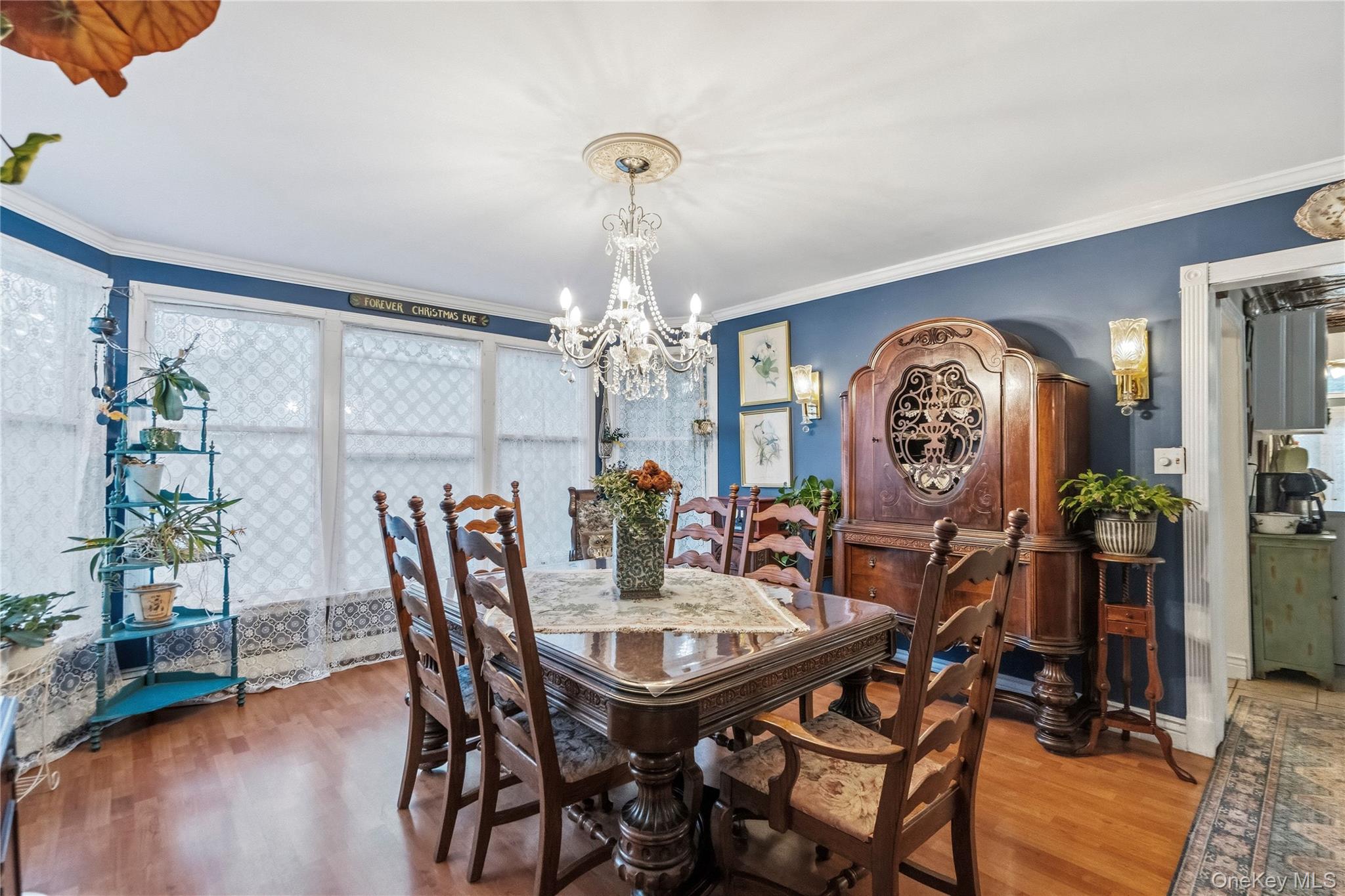 92 Jennings Avenue – For Sale photo 7