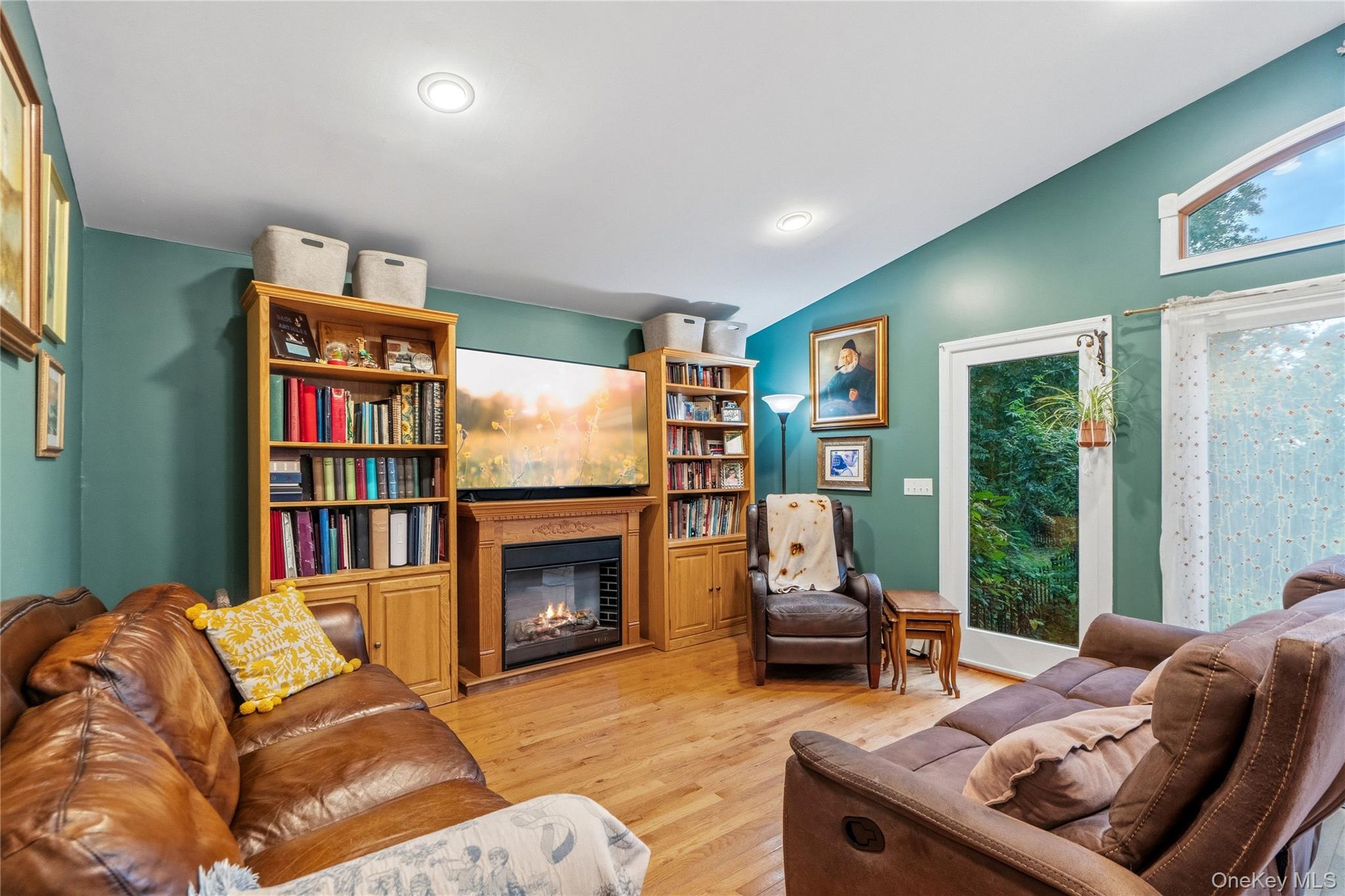 92 Jennings Avenue – For Sale photo 18
