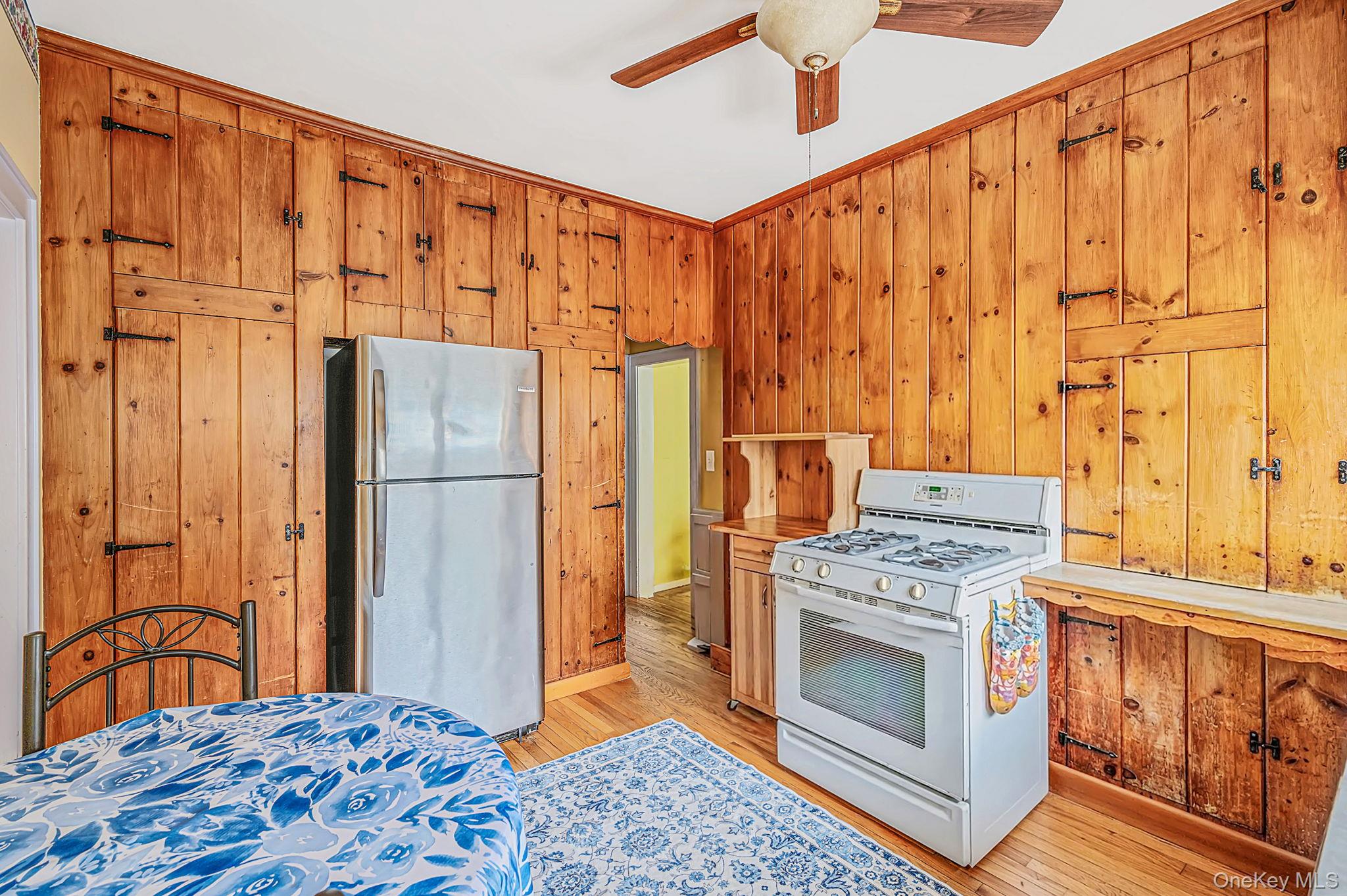 46 Glenlawn Avenue – For Sale photo 9