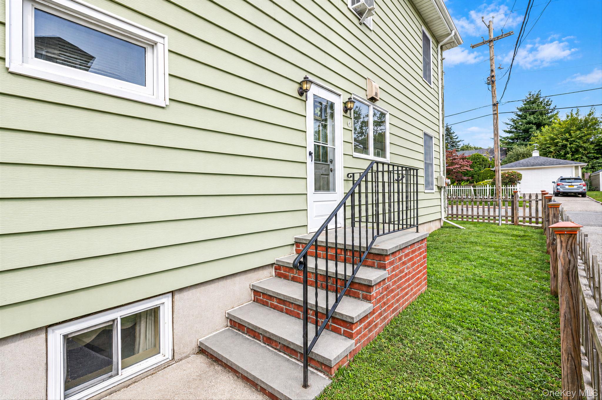 46 Glenlawn Avenue – For Sale photo 30