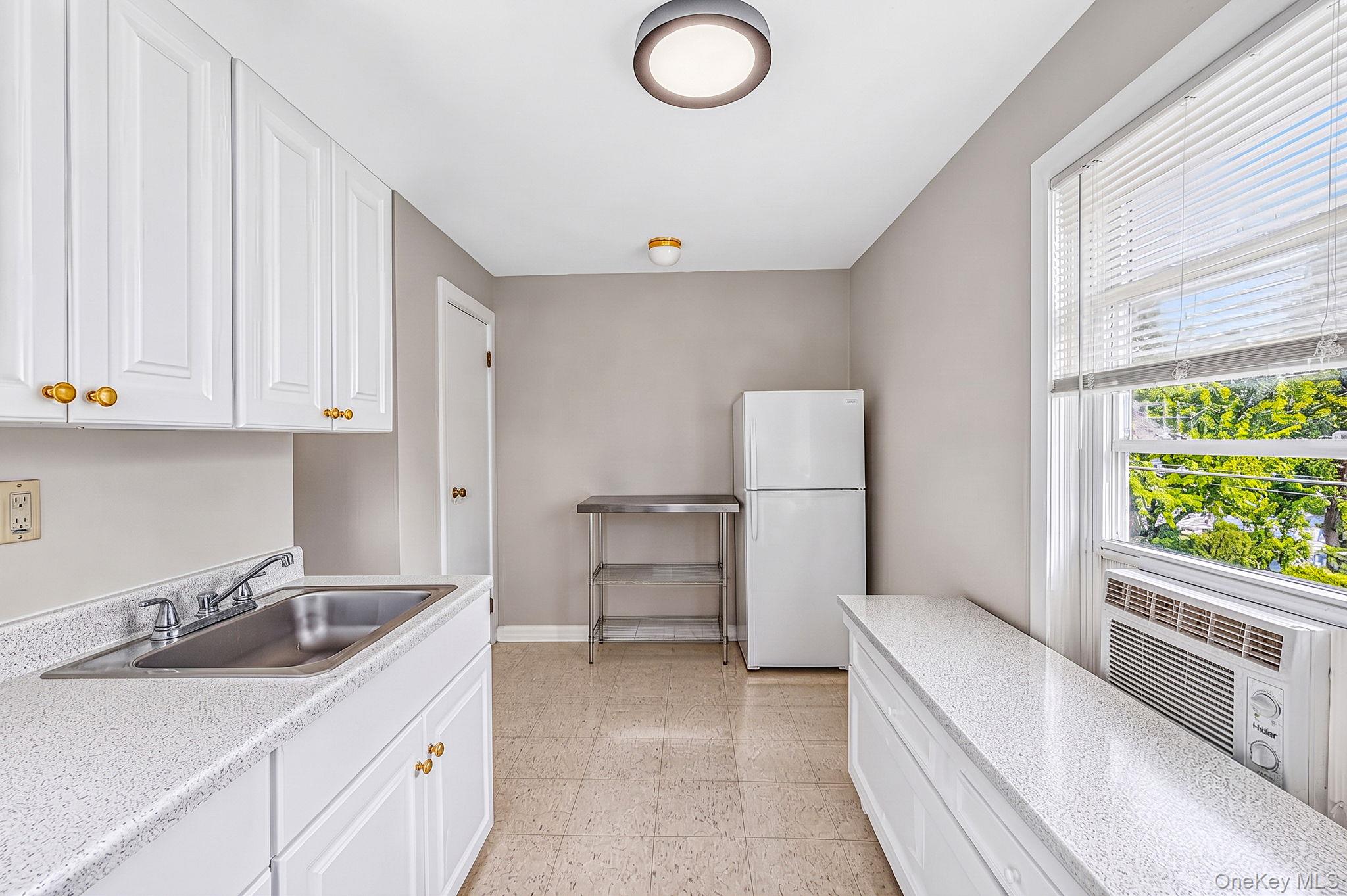 46 Glenlawn Avenue – For Sale photo 24