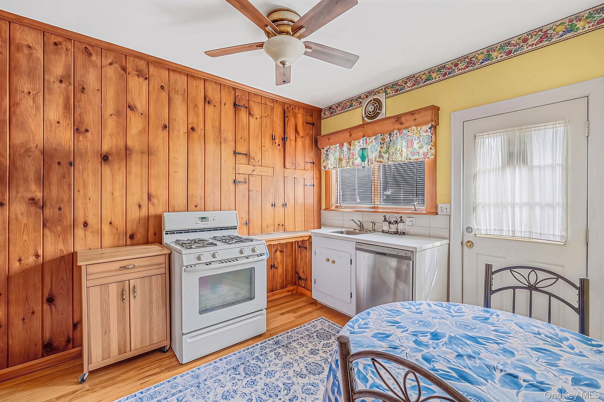 46 Glenlawn Avenue – For Sale photo 10