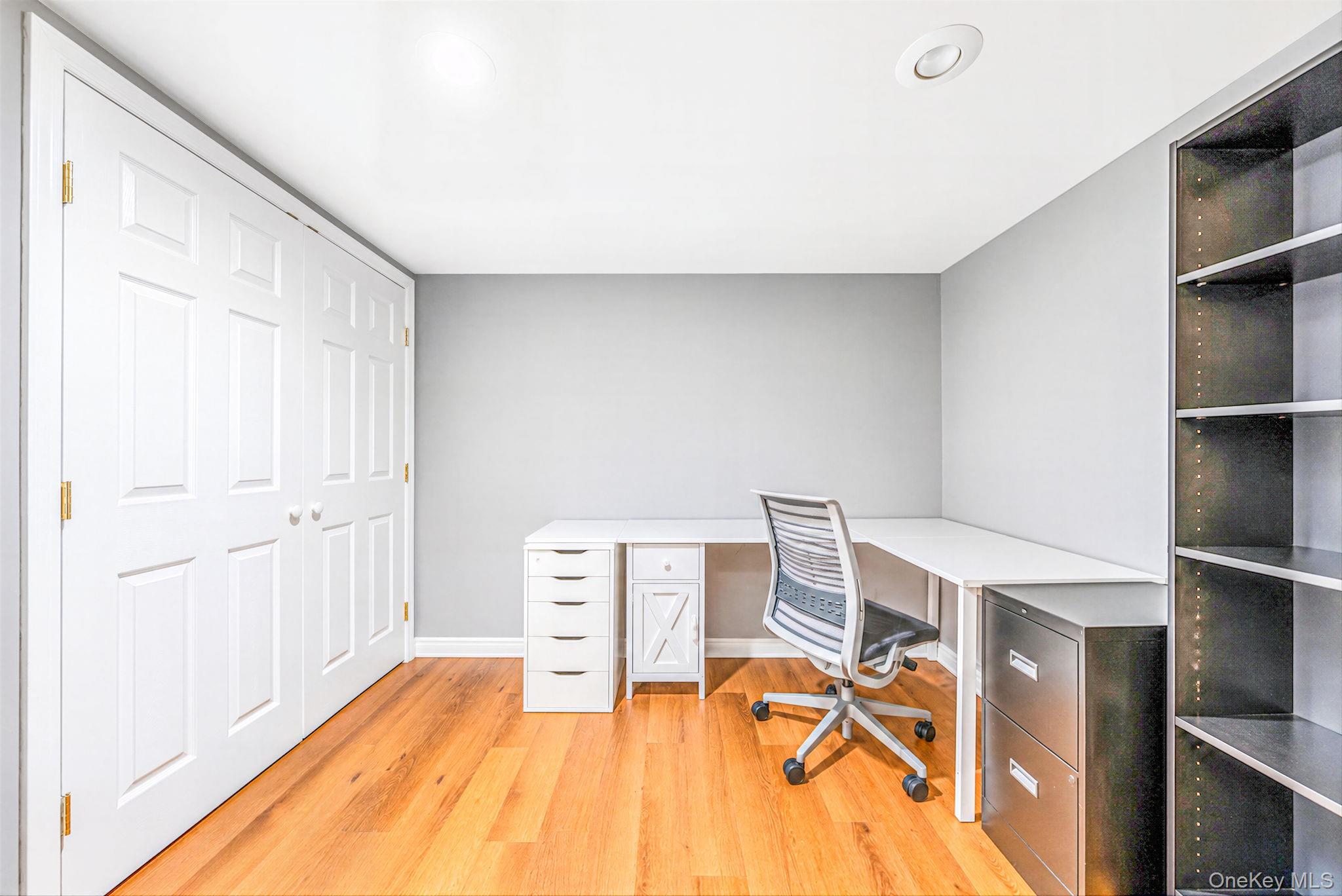 9 Cortelyou Street W – For Sale photo 27