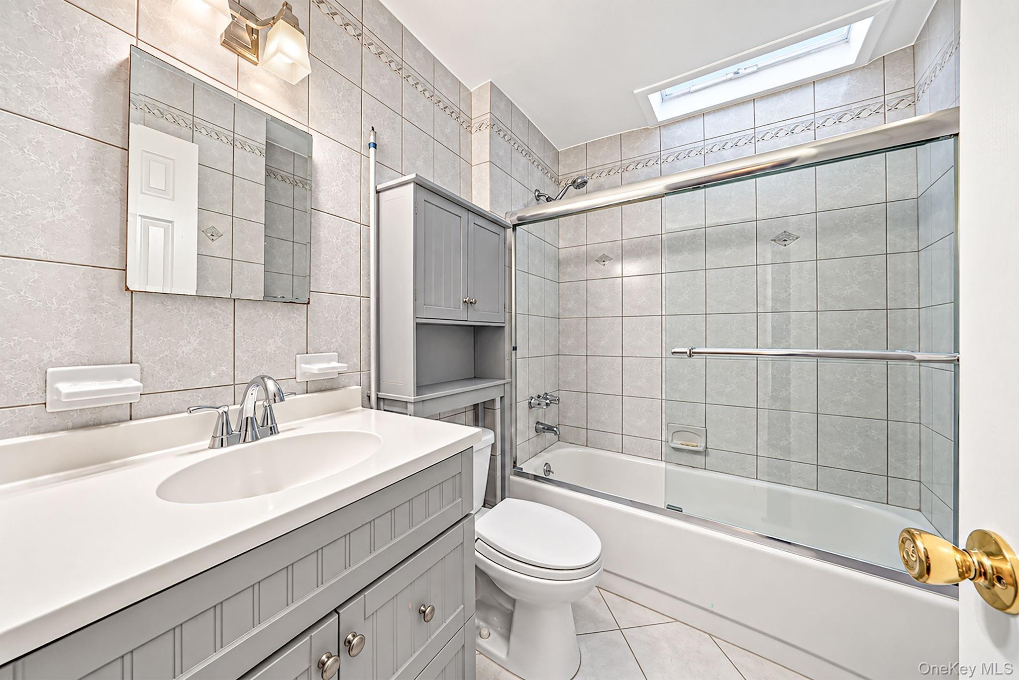9 Cortelyou Street W – For Sale photo 22
