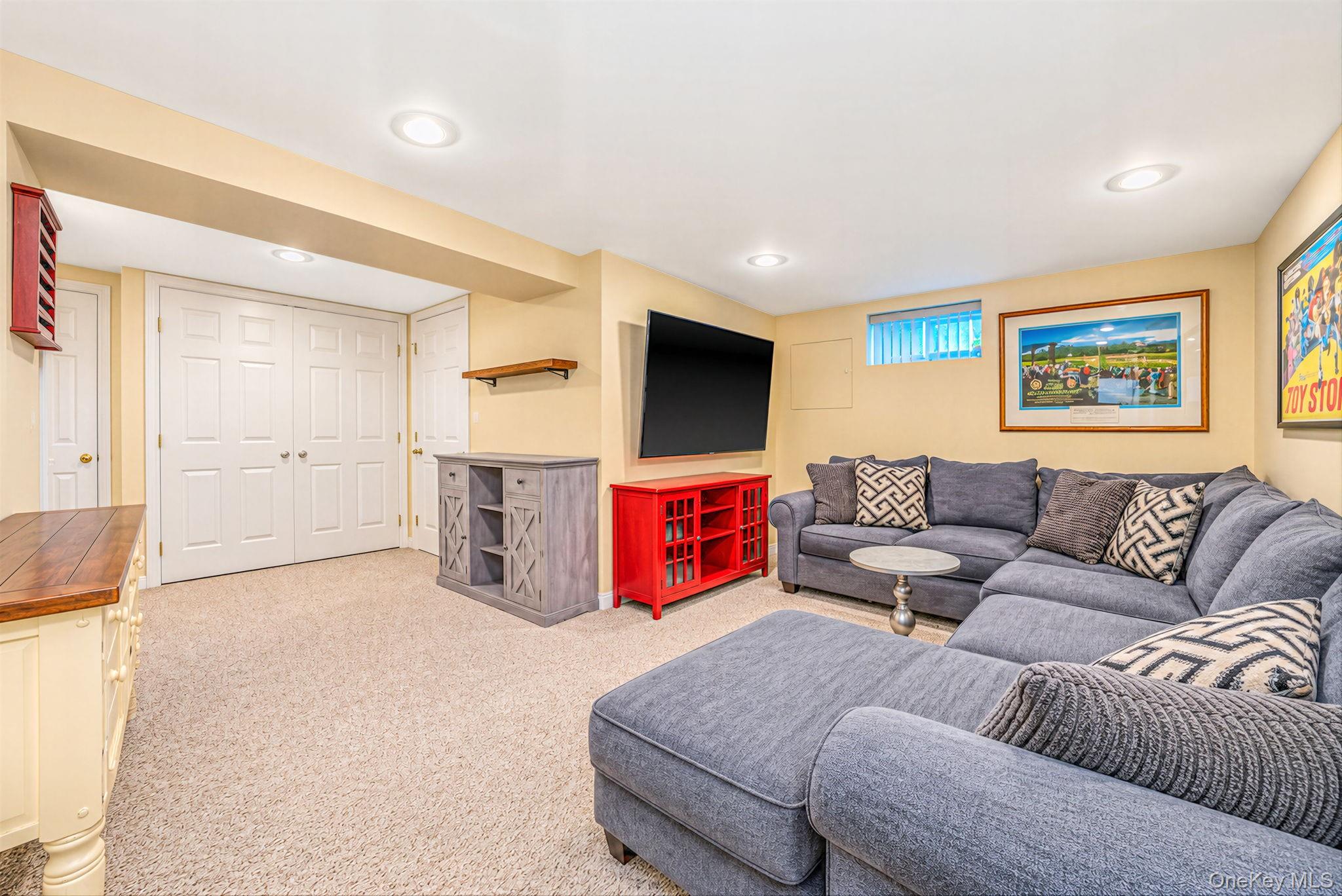 9 Cortelyou Street W – For Sale photo 24