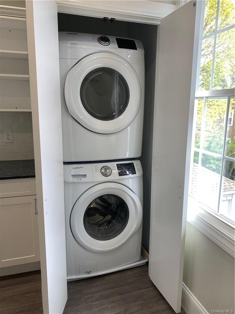 99 Brookside Place, Unit 2 photo 5