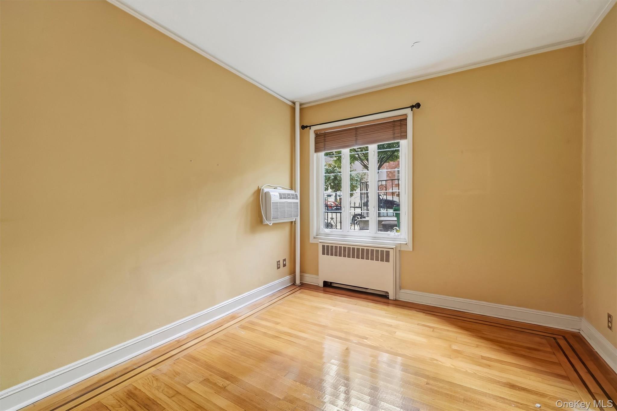 1824 Pilgrim Avenue – For Sale photo 19
