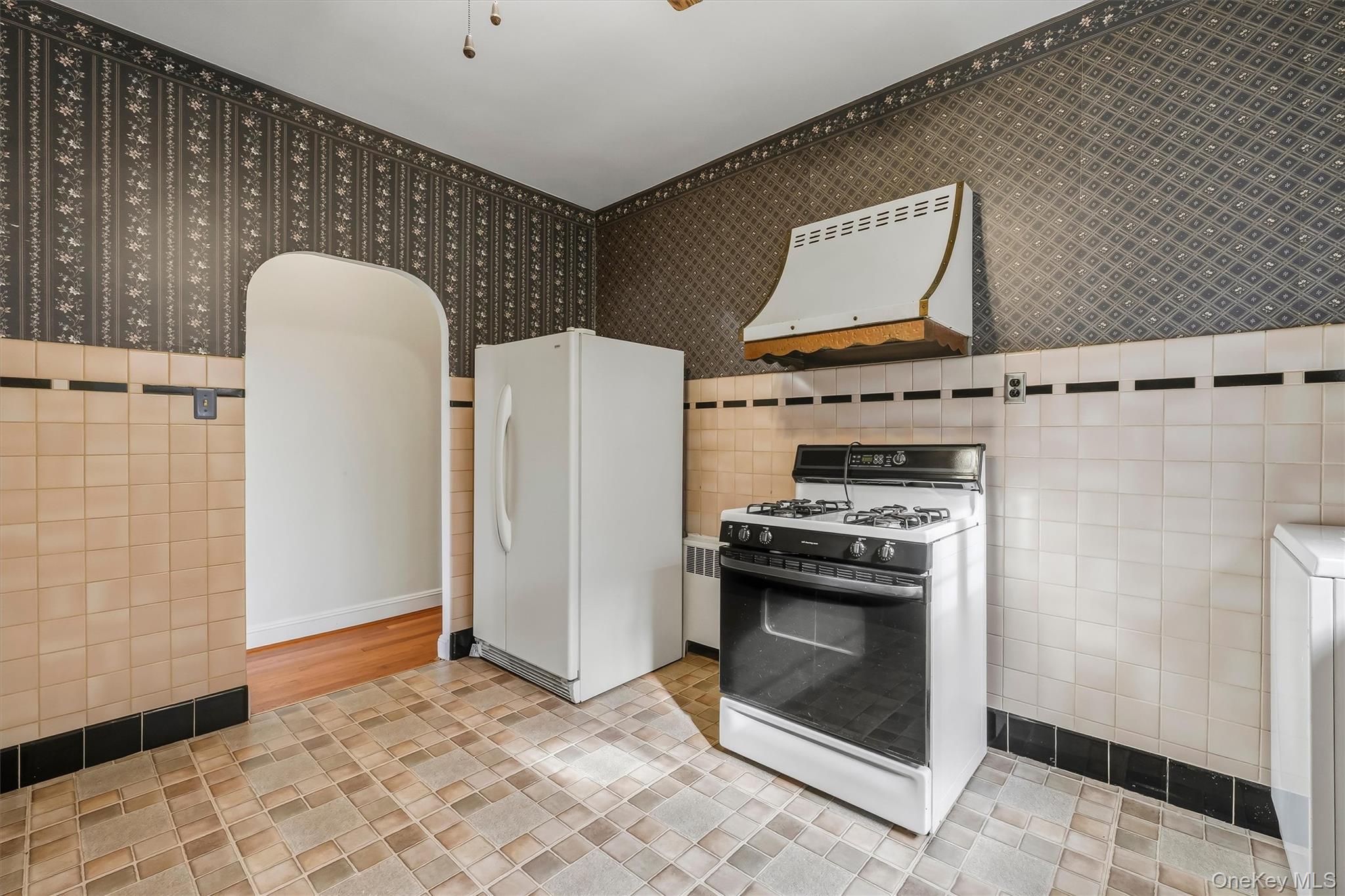 1824 Pilgrim Avenue – For Sale photo 27