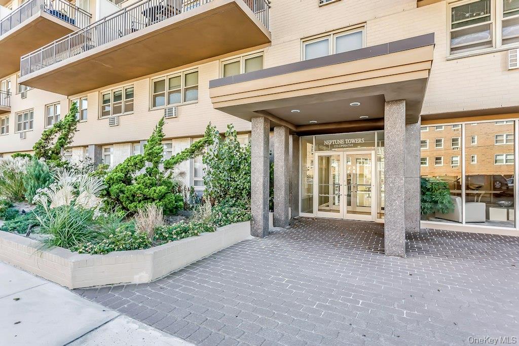 25 Neptune Boulevard, Unit 2nd Floor photo 14