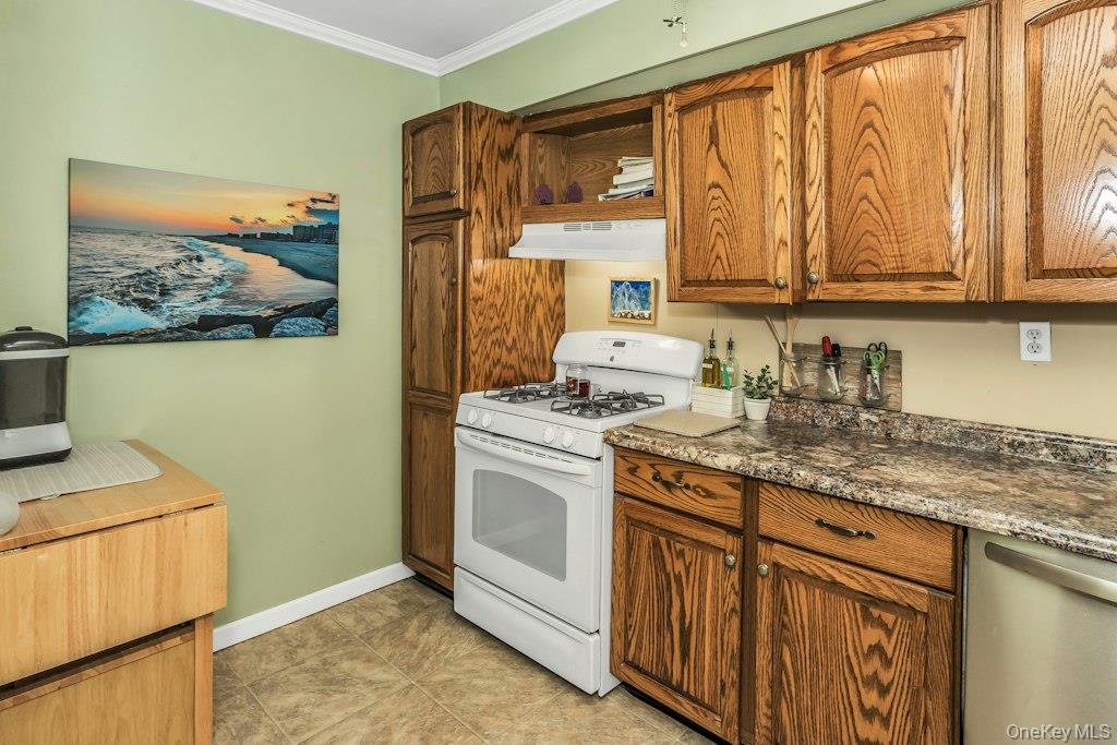 25 Neptune Boulevard, Unit 2nd Floor photo 11