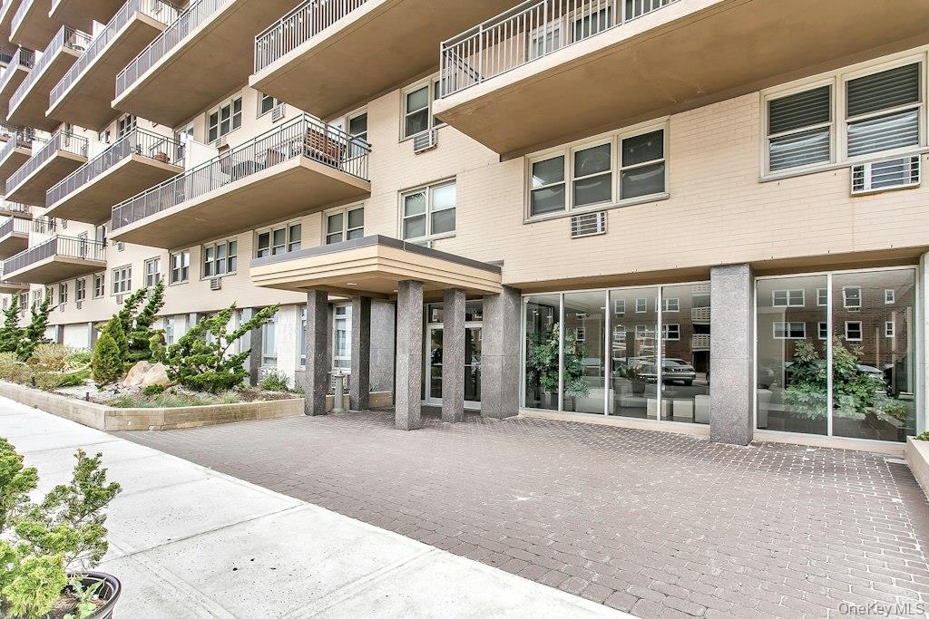 25 Neptune Boulevard, Unit 2nd Floor photo 13