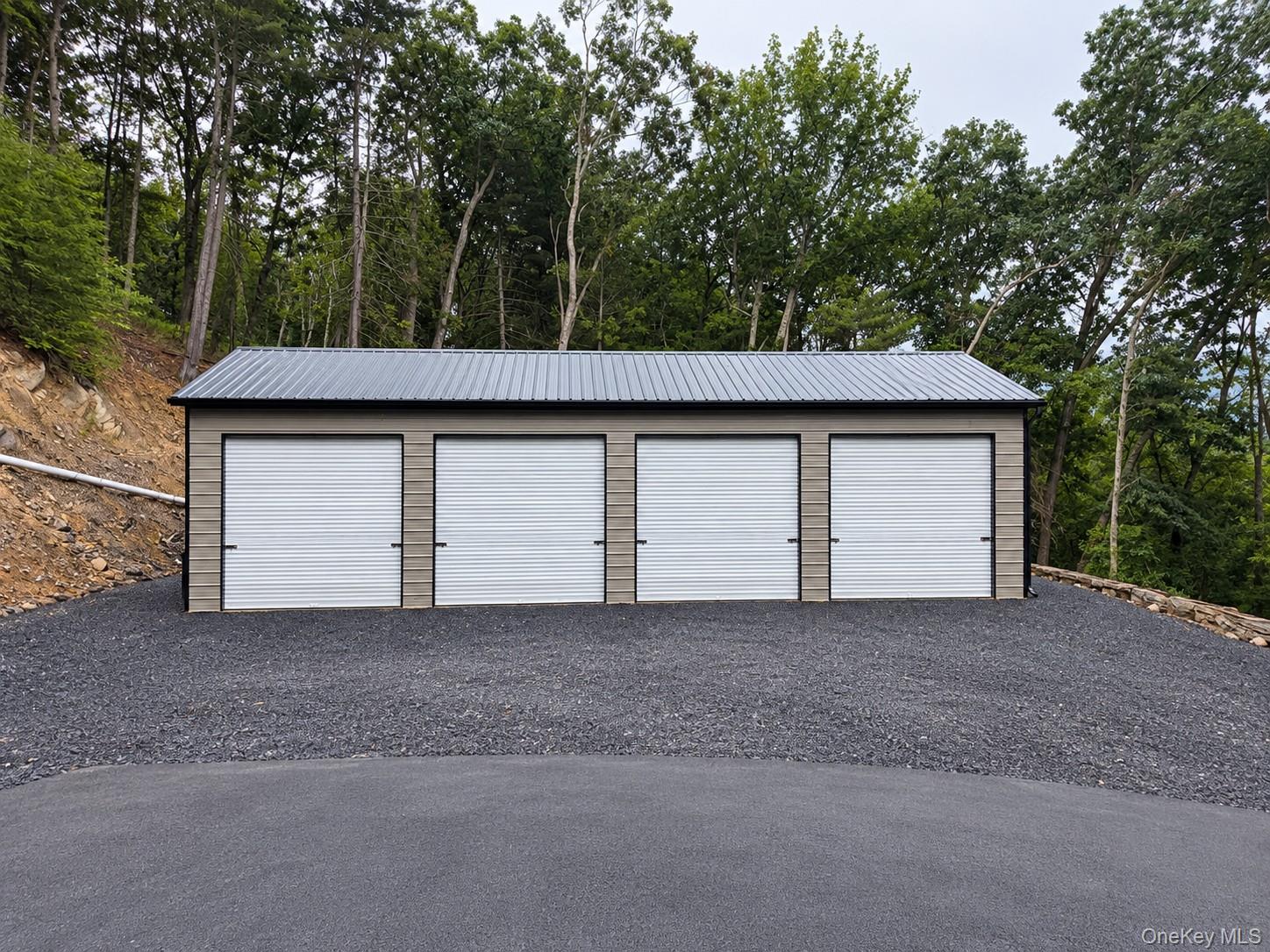 20 Rustic Hills Road – For Sale photo 26