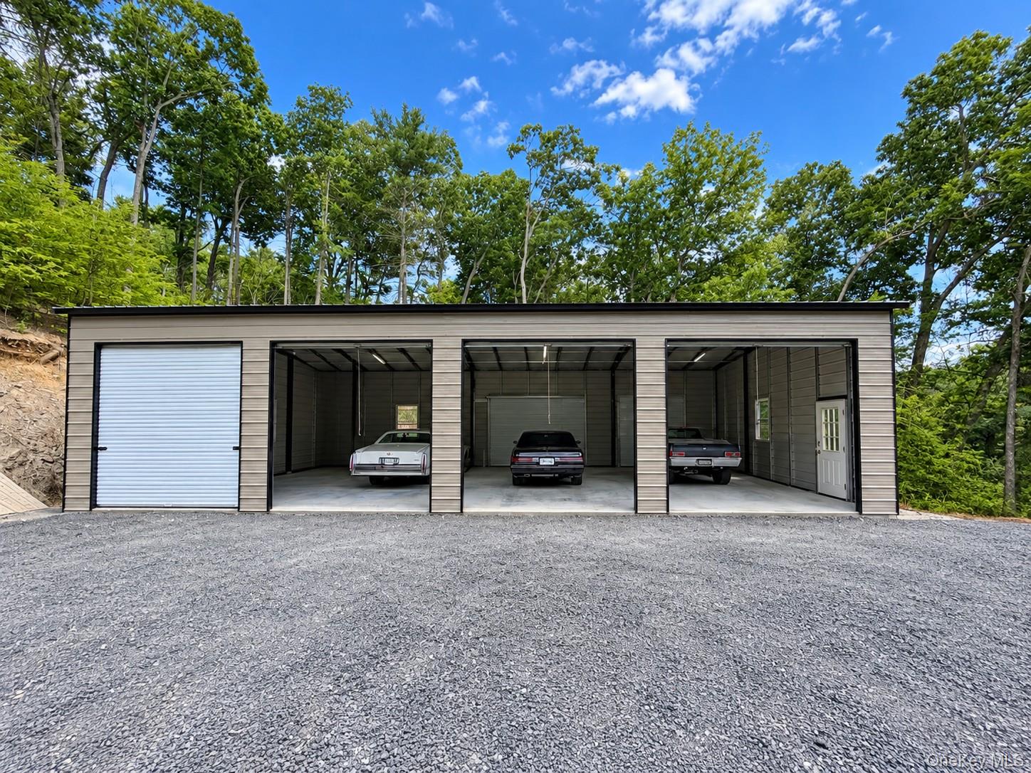 20 Rustic Hills Road – For Sale photo 27