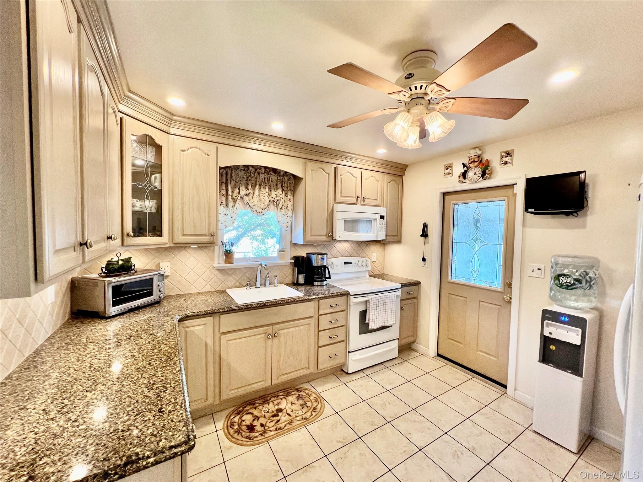 199 Claxton Avenue – For Sale photo 4