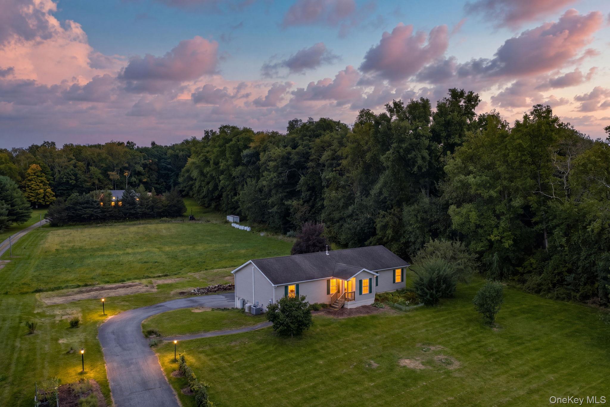 2362 Albany Post Road – For Sale photo 5