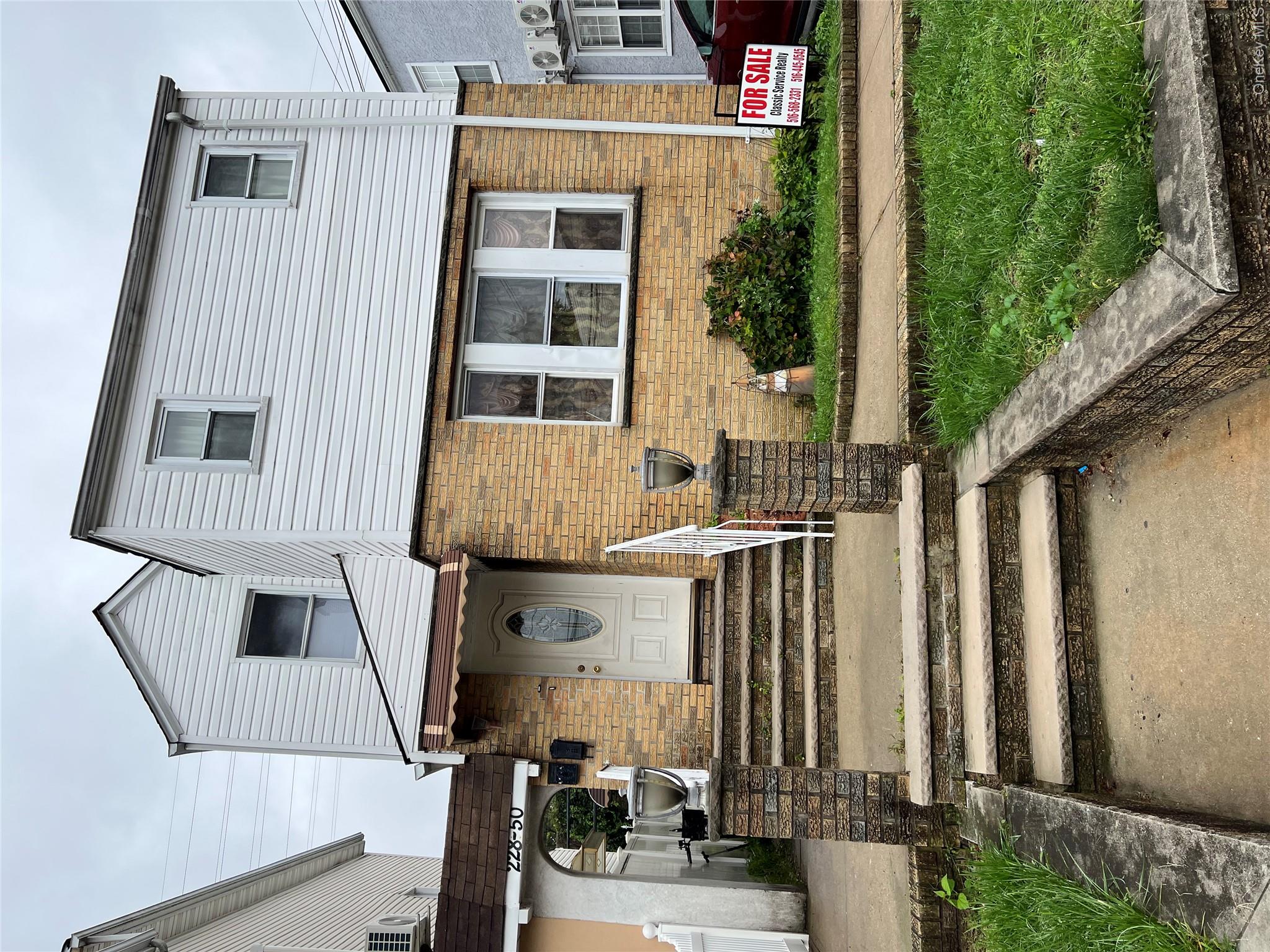 228-50 MENTONE Avenue – For Sale photo 3
