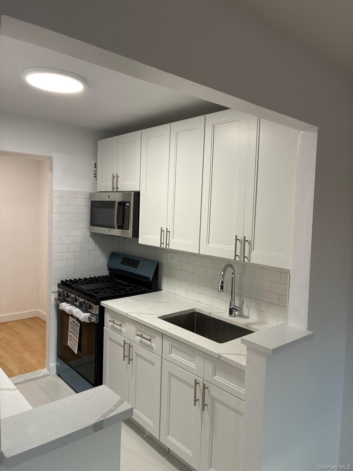 4200 Herkimer Place, Unit 7F photo 6