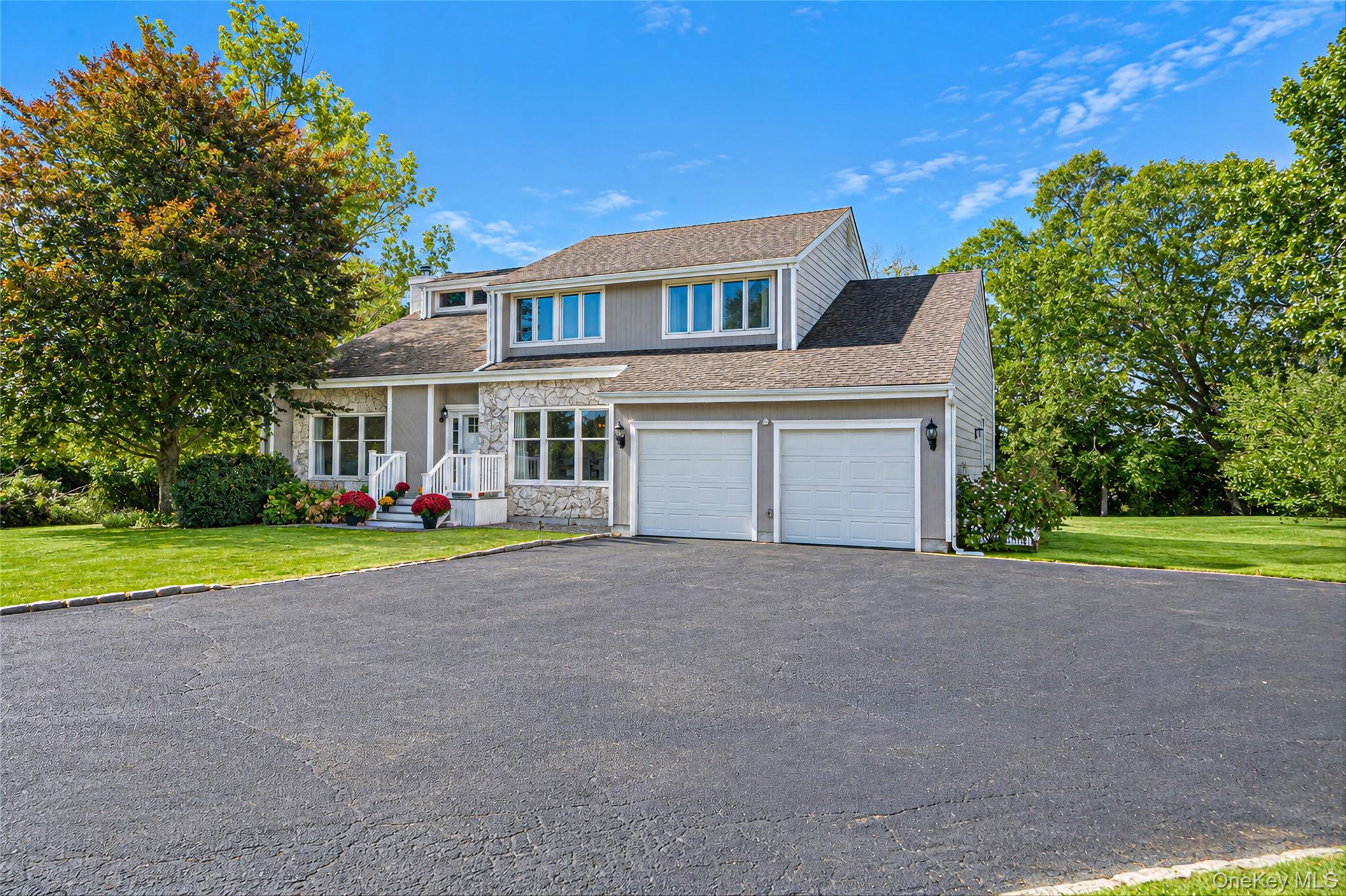 117 Southfield Road – For Sale photo 3