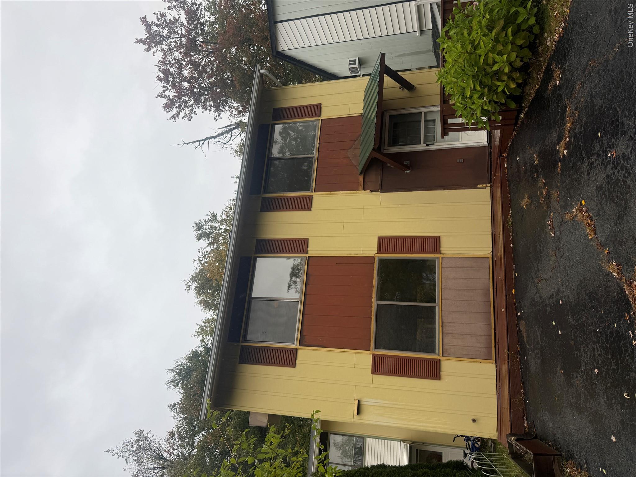 39 Robert Road – For Sale