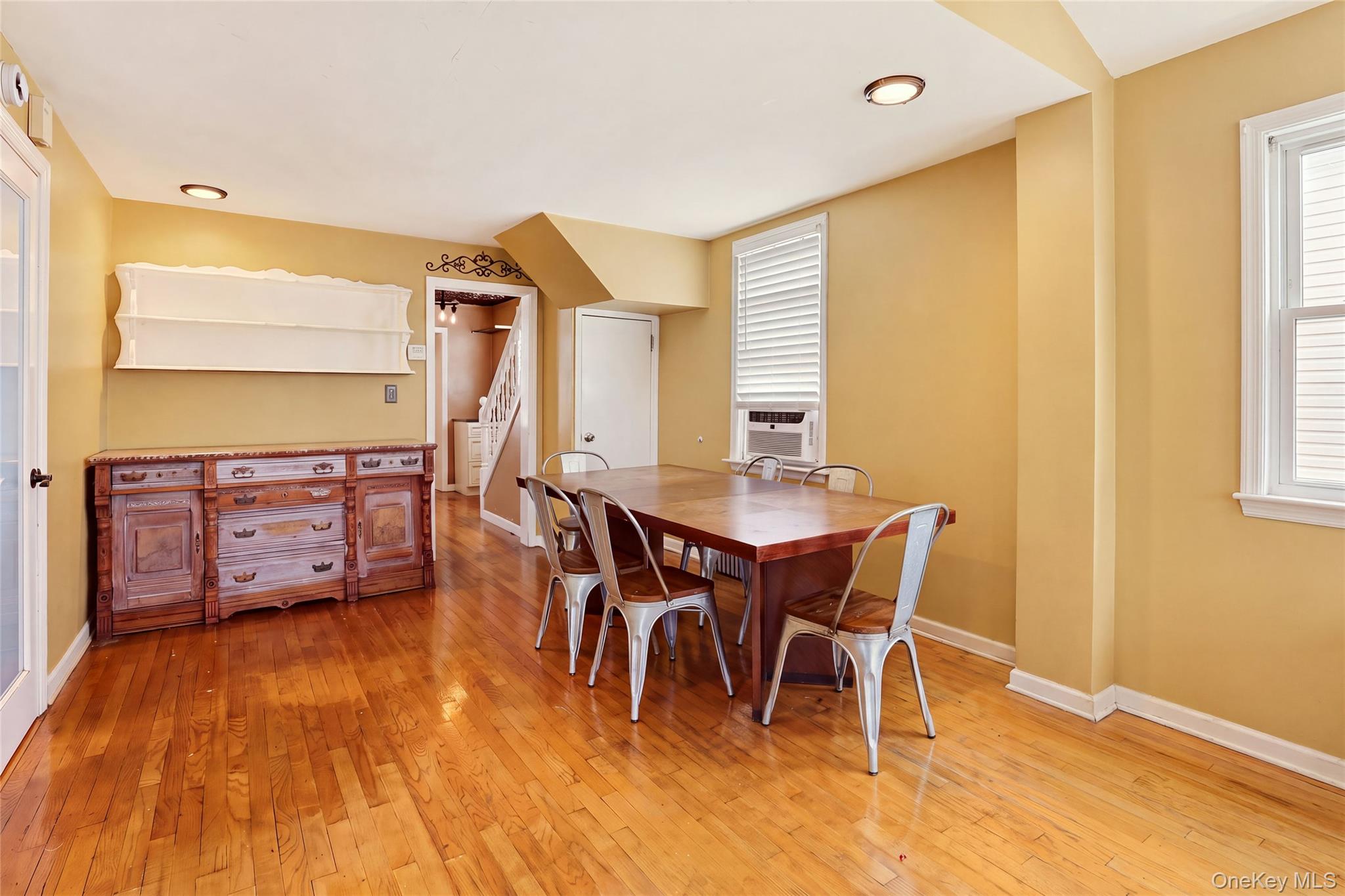 19 Catherine Avenue – For Sale photo 4