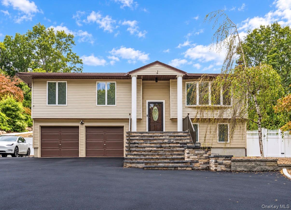 47 Mcarthur Lane – For Sale photo 3