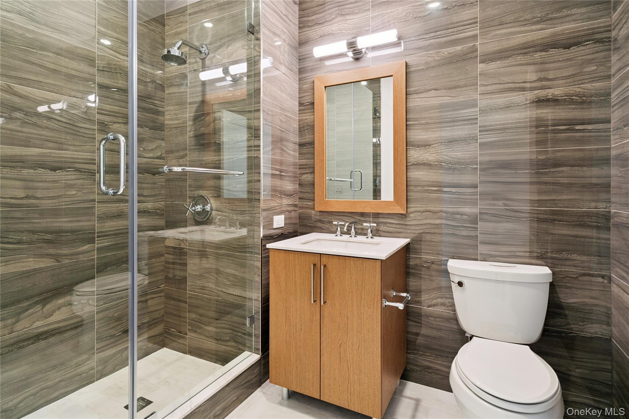 100 Garvies Point Road, Unit 1204 photo 24