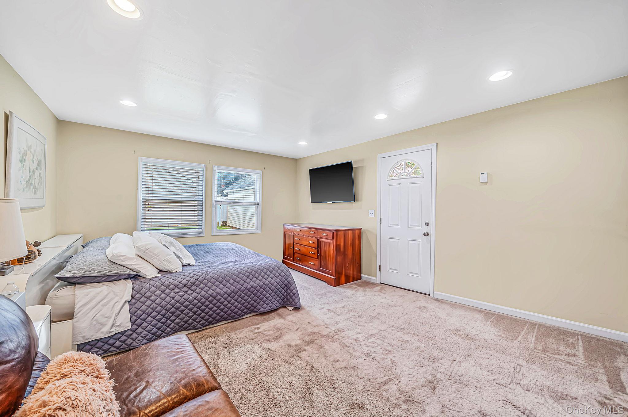 96 Van Cott Avenue – For Sale photo 18
