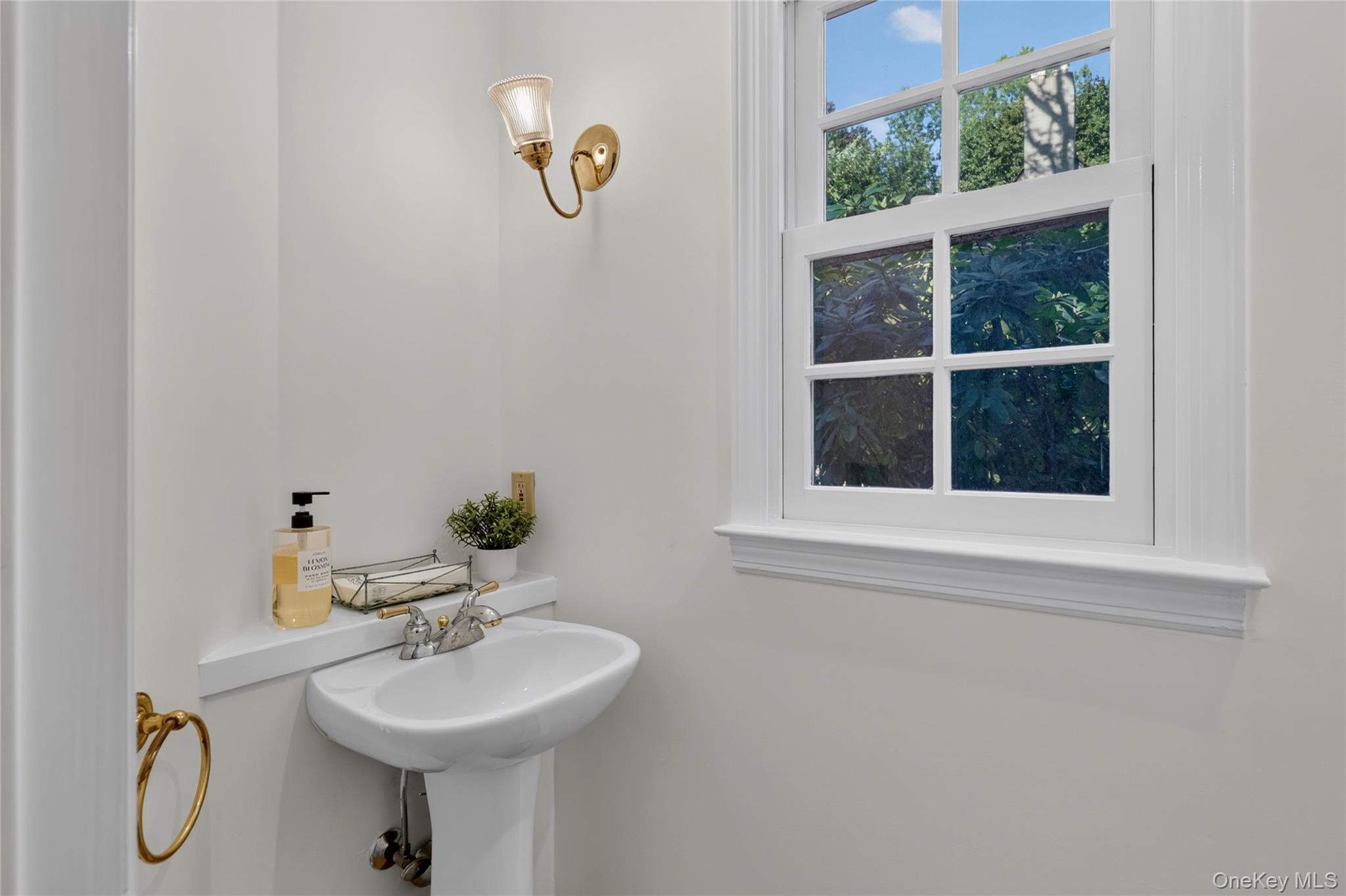 32 Eastview Avenue – For Sale photo 15