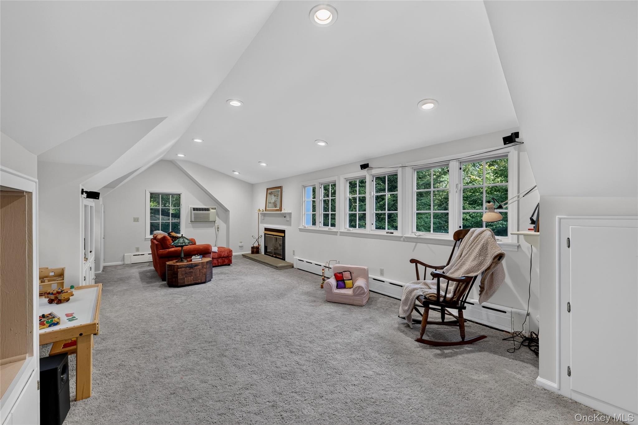 32 Eastview Avenue – For Sale photo 24
